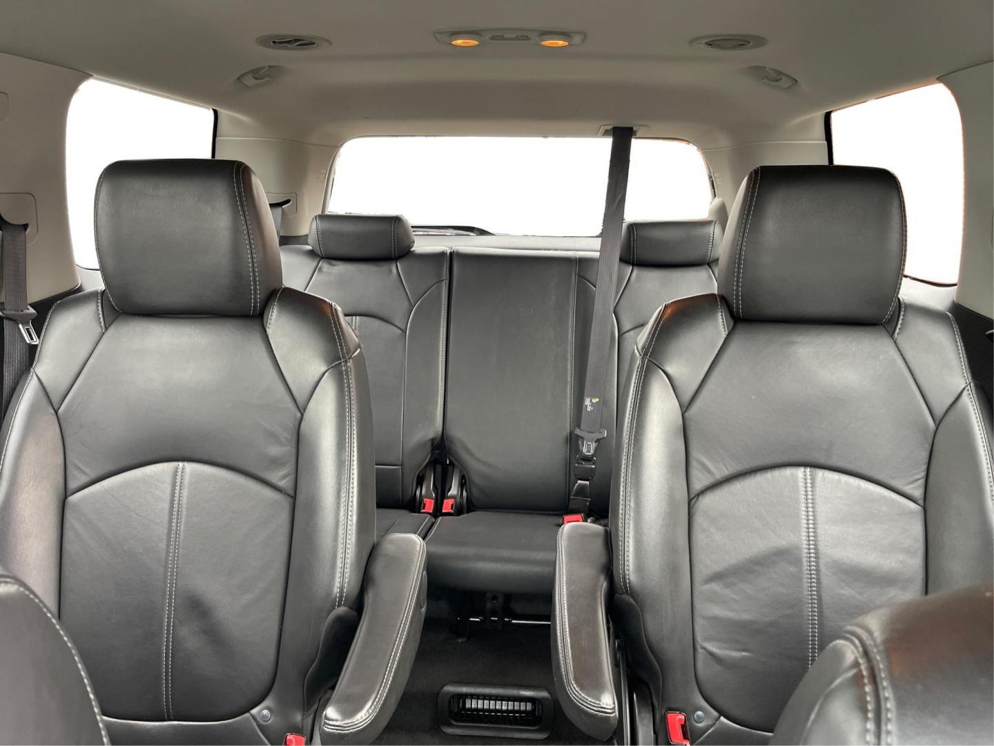 2014 GMC Acadia SLT-1 (1GKKVRKD2EJ) with an 3.6L V-6 gasoline direct injection engine, located at 1099 N County Rd 25A , Troy, OH, 45373, (937) 908-9800, 40.057079, -84.212883 - Third Row - Photo#13