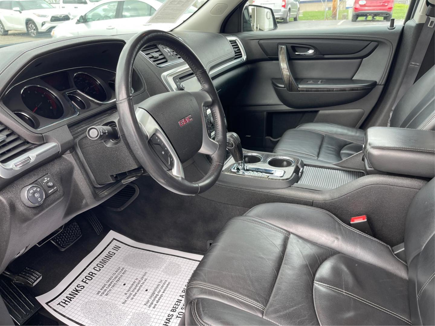 2014 GMC Acadia SLT-1 (1GKKVRKD2EJ) with an 3.6L V-6 gasoline direct injection engine, located at 1099 N County Rd 25A , Troy, OH, 45373, (937) 908-9800, 40.057079, -84.212883 - Third Row - Photo#8