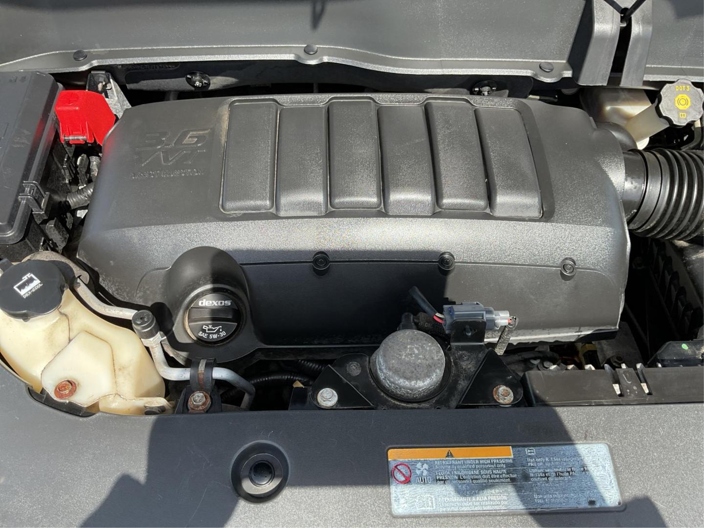 2014 GMC Acadia SLT-1 (1GKKVRKD7EJ) with an 3.6L V-6 gasoline direct injection engine, located at 880 E. National Road, Vandalia, OH, 45377, (937) 908-9800, 39.891918, -84.183594 - Third Row - Photo#10