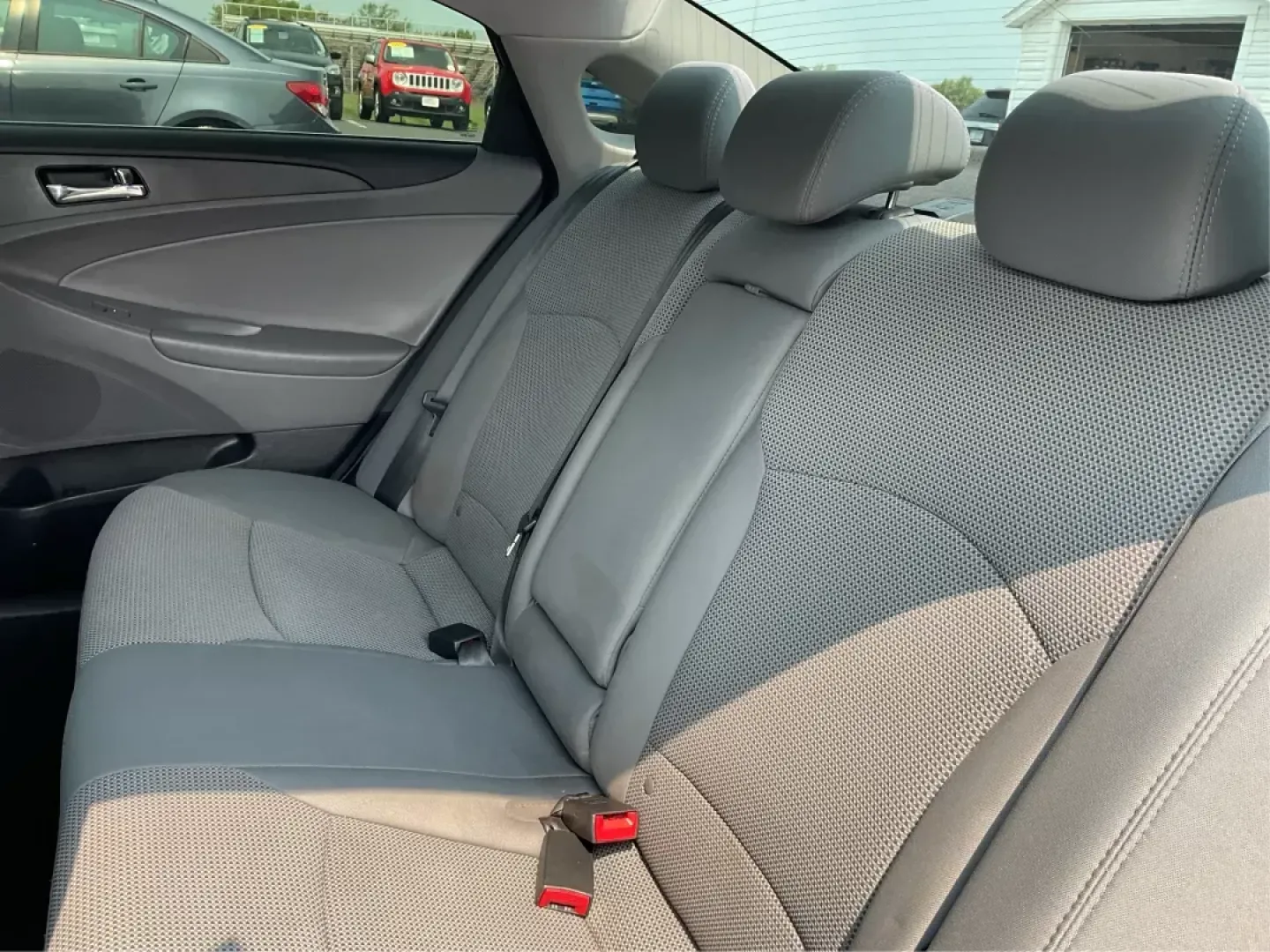 2014 Hyundai Sonata GLS (5NPEB4AC8EH) with an 2.4L I-4 gasoline direct injection engine, located at 401 Woodman Dr, Riverside, OH, 45431, (937) 908-9800, 39.760899, -84.123421 - 2014 Hyundai Sonata GLS - Photo#9