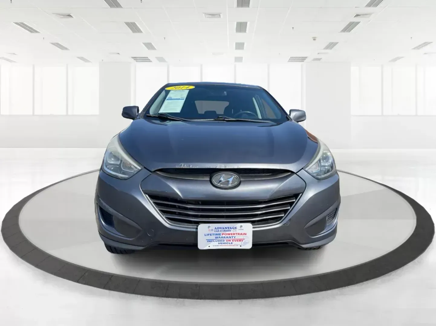 2014 Hyundai Tucson GLS (KM8JTCAF5EU) with an Nu 2L I-4 gasoline direct injection engine, located at 1230 East Main St, Xenia, OH, 45385, (937) 908-9800, 39.688026, -83.910172 - **Discover Adventure with the 2014 Hyundai Tucson GLS - Perfect for Your Active Lifestyle!**<br /> <br /> Are you seeking the perfect vehicle to enhance your family adventures, weekend getaways, or daily commutes? Look no further than the stunning 2014 Hyundai Tucson GLS presented by Advantage Car a - Photo#6