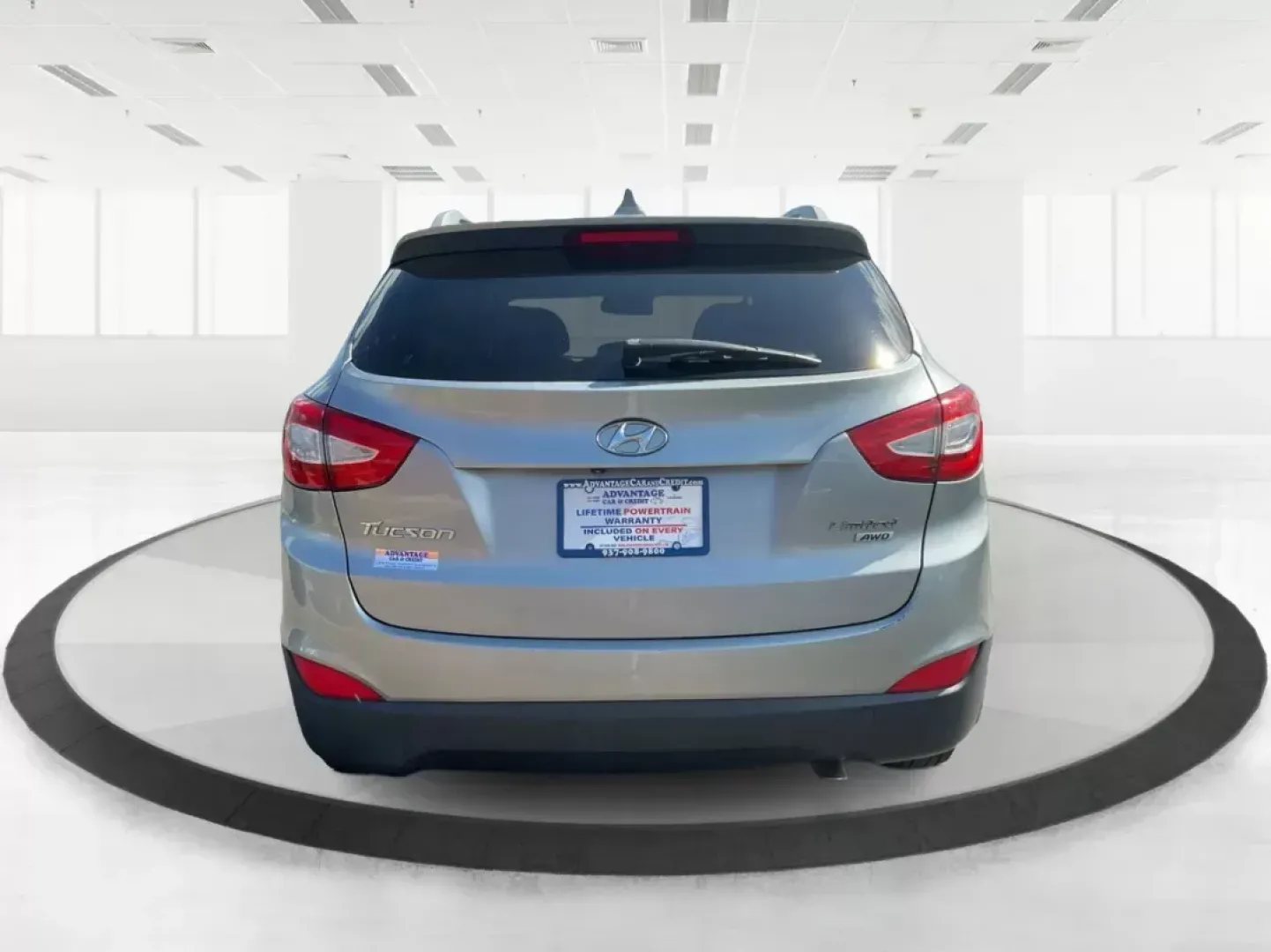 2014 Hyundai Tucson Limited (KM8JUCAG9EU) with an Theta II 2.4L I-4 gasoline direct injection engine, located at 8750 N County Rd 25A, Piqua, OH, 45356, (937) 908-9800, 40.164391, -84.232513 - 2014 Hyundai Tucson Limited - Photo#2