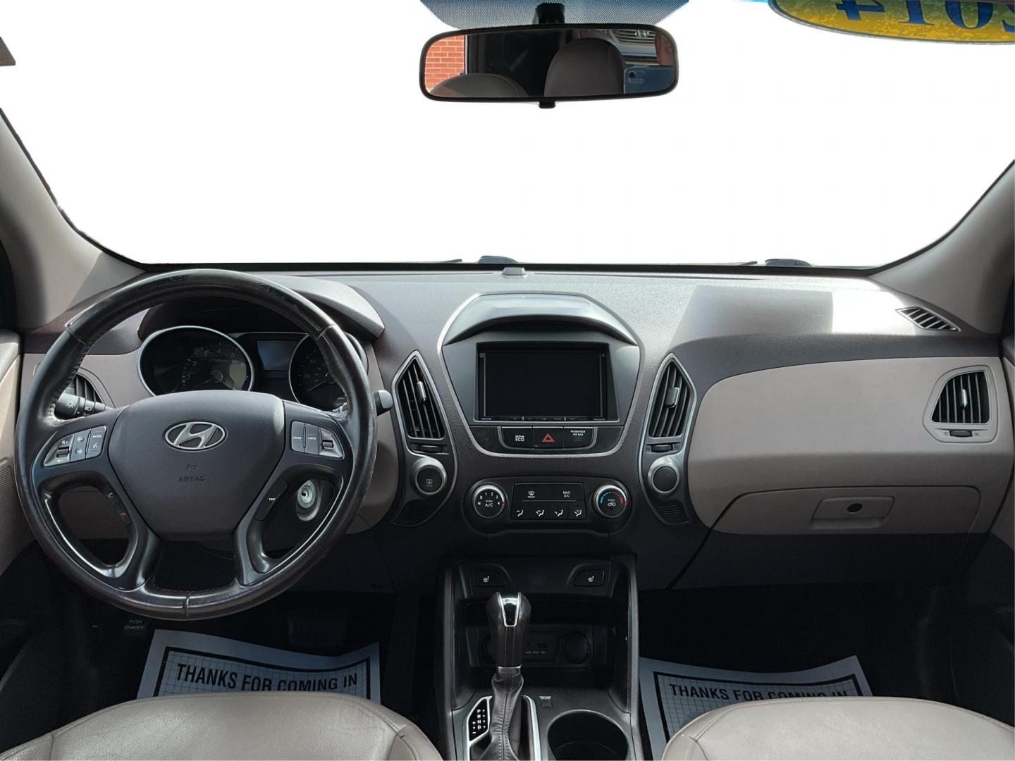 2014 Hyundai Tucson SE (KM8JU3AG0EU) with an Theta II 2.4L I-4 gasoline direct injection engine, located at 1230 East Main St, Xenia, OH, 45385, (937) 908-9800, 39.688026, -83.910172 - 2014 Hyundai Tucson SE - Photo#17