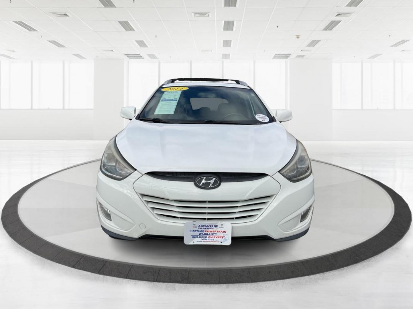 2014 Hyundai Tucson SE (KM8JU3AG0EU) with an Theta II 2.4L I-4 gasoline direct injection engine, located at 1230 East Main St, Xenia, OH, 45385, (937) 908-9800, 39.688026, -83.910172 - 2014 Hyundai Tucson SE - Photo#4