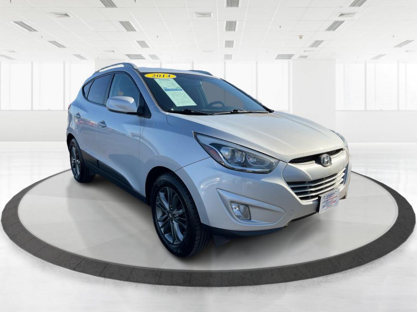 2014 Hyundai Tucson SE (KM8JUCAG8EU) with an Theta II 2.4L I-4 gasoline direct injection engine, located at 1230 East Main St, Xenia, OH, 45385, (937) 908-9800, 39.688026, -83.910172 - 2014 Hyundai Tucson SE - Photo#0