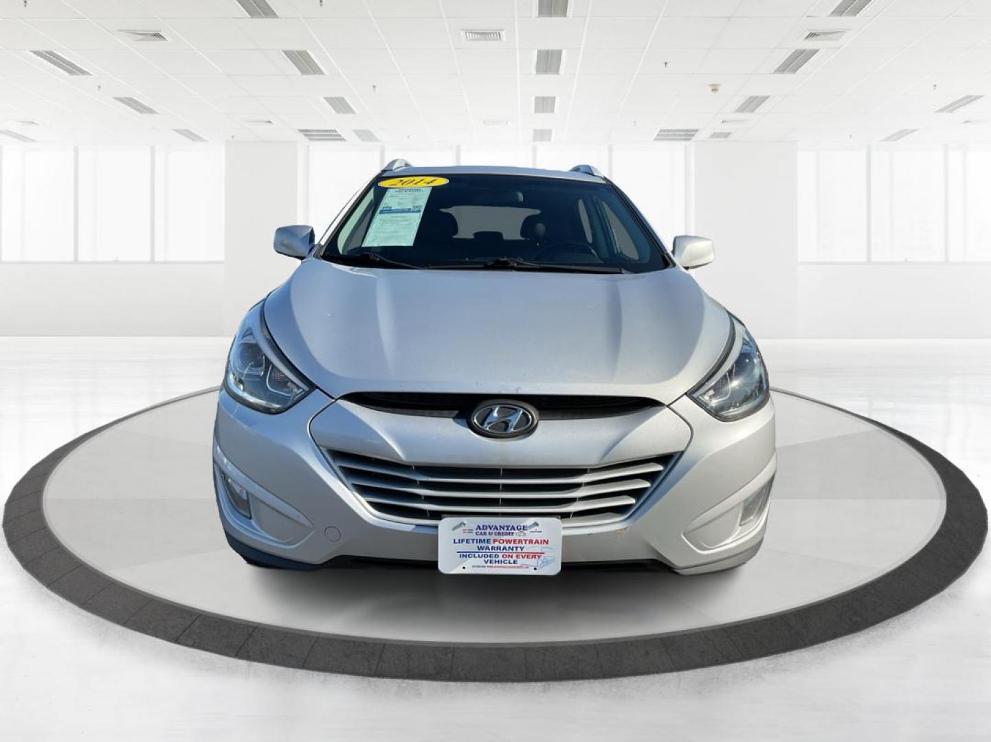 2014 Hyundai Tucson SE (KM8JUCAG8EU) with an Theta II 2.4L I-4 gasoline direct injection engine, located at 1230 East Main St, Xenia, OH, 45385, (937) 908-9800, 39.688026, -83.910172 - 2014 Hyundai Tucson SE - Photo#6