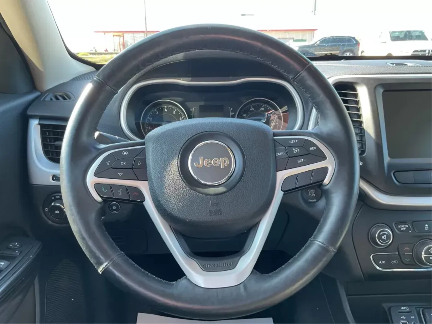2014 Jeep Cherokee Latitude (1C4PJLCS8EW) with an MultiAir2 Tigershark 2.4L I-4 variable valve contr engine, located at 8750 N County Rd 25A, Piqua, OH, 45356, (937) 908-9800, 40.164391, -84.232513 - 2014 Jeep Cherokee Latitude - Photo#15