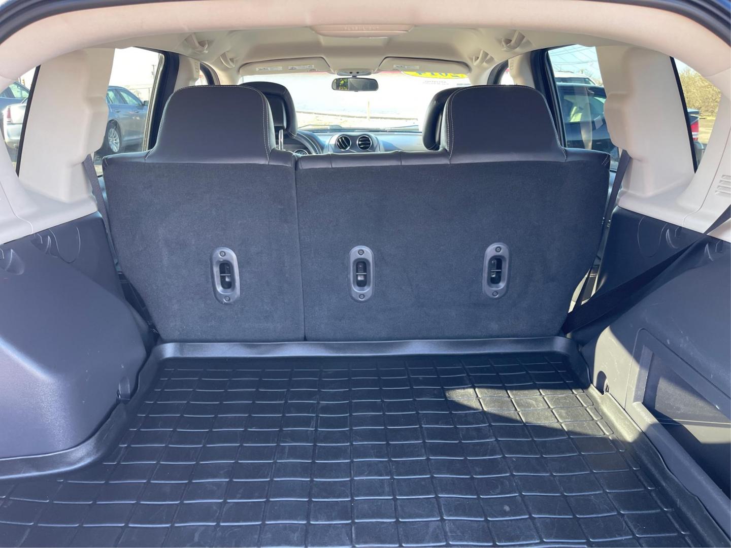 2014 Jeep Compass Latitude (1C4NJDEB7ED) with an Other engine, located at 8750 N County Rd 25A, Piqua, OH, 45356, (937) 908-9800, 40.164391, -84.232513 - 2014 Jeep Compass Latitude - Photo#11