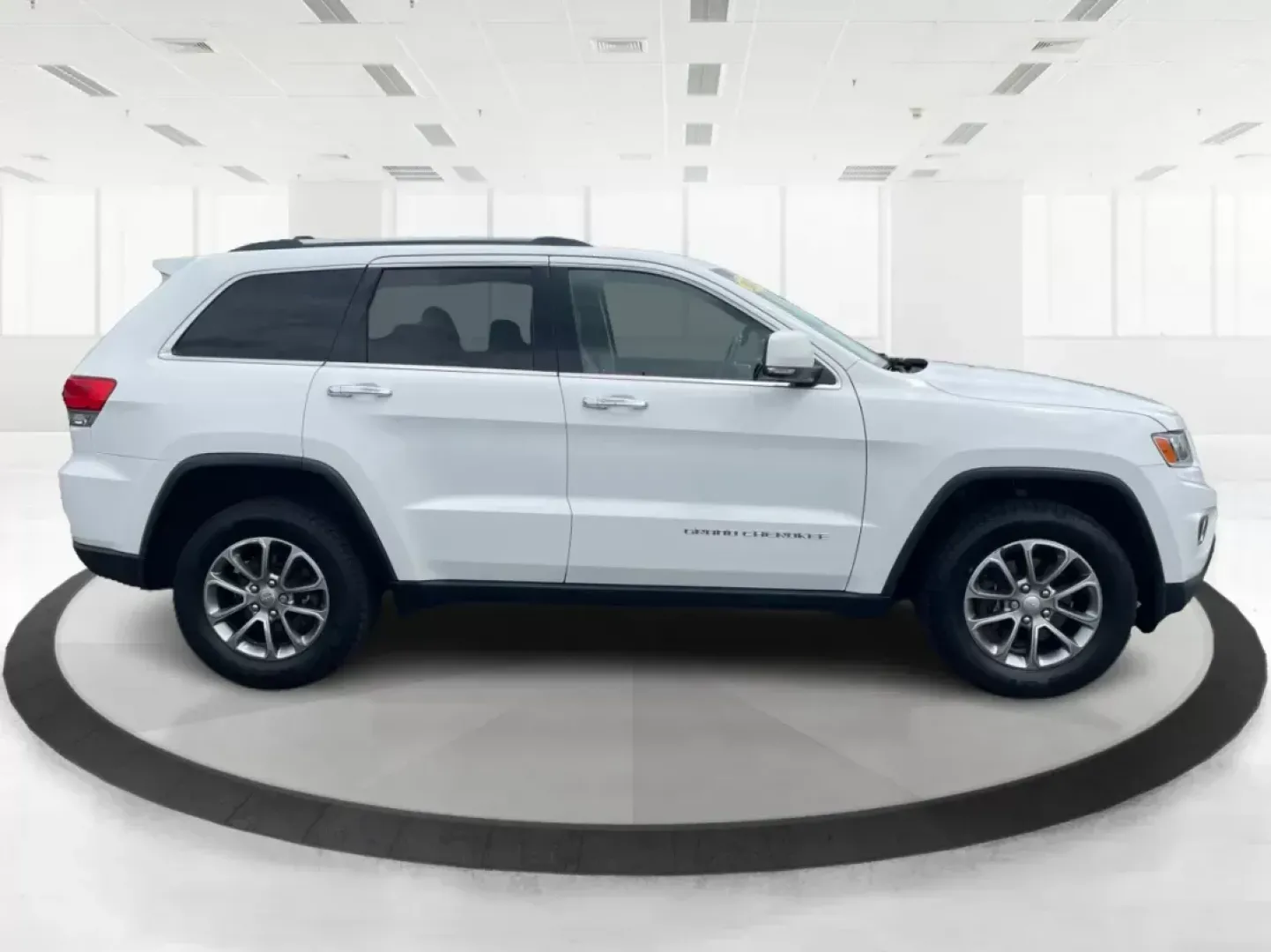 2014 Jeep Grand Cherokee Limited (1C4RJFBG4EC) with an Other engine, located at 401 Woodman Dr, Riverside, OH, 45431, (937) 908-9800, 39.760899, -84.123421 - 2014 Jeep Grand Cherokee Limited - Photo#1