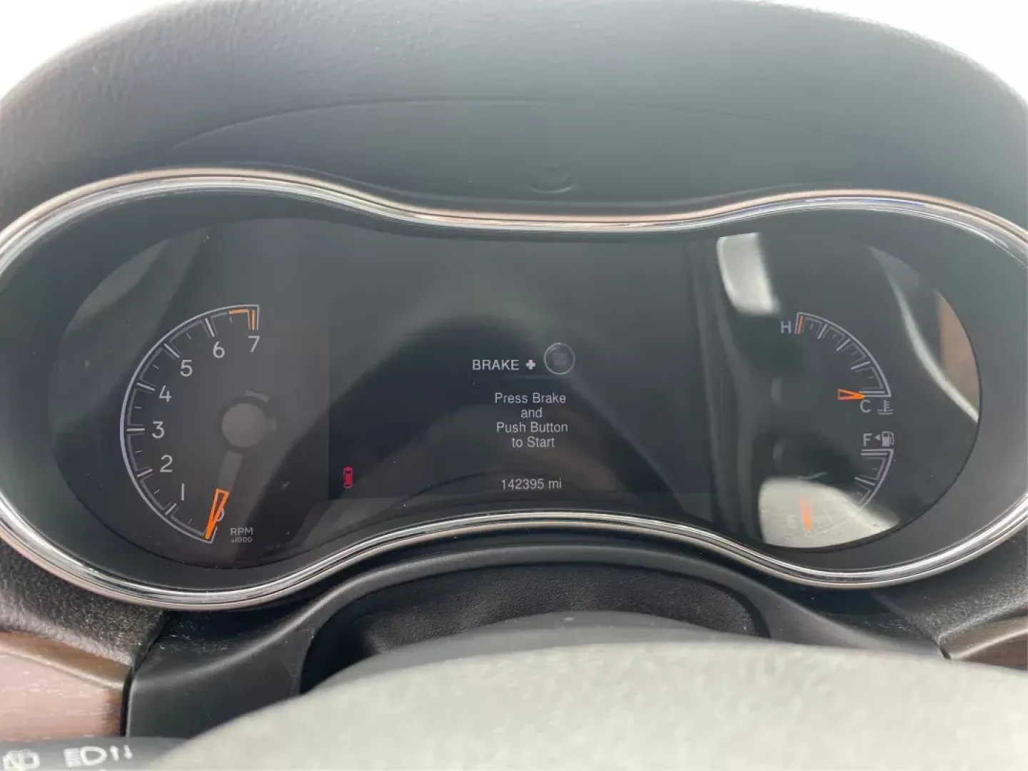 2014 Jeep Grand Cherokee Limited (1C4RJFBG4EC) with an Other engine, located at 401 Woodman Dr, Riverside, OH, 45431, (937) 908-9800, 39.760899, -84.123421 - 2014 Jeep Grand Cherokee Limited - Photo#15