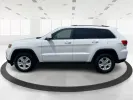 2014 Jeep Grand Cherokee Laredo (1C4RJFAGXEC) with an 3.6L V-6 DOHC engine, located at 880 E. National Road, Vandalia, OH, 45377, (937) 908-9800, 39.891918, -84.183594 - 2014 Jeep Grand Cherokee Laredo - Photo#5