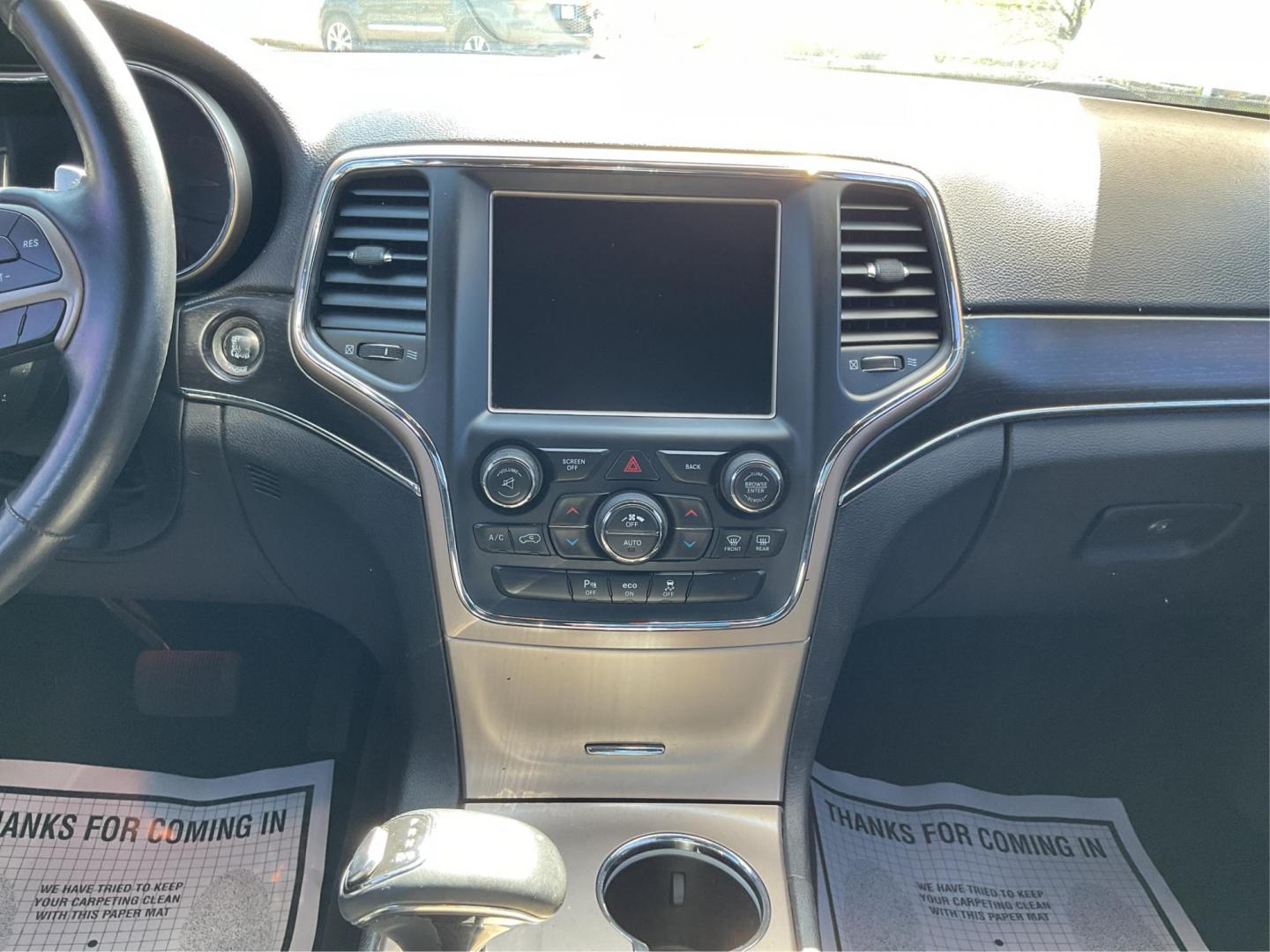 2014 Jeep Grand Cherokee Limited (1C4RJFBG4EC) with an Other engine, located at 1230 East Main St, Xenia, OH, 45385, (937) 908-9800, 39.688026, -83.910172 - 2014 Jeep Grand Cherokee Limited - Photo#12