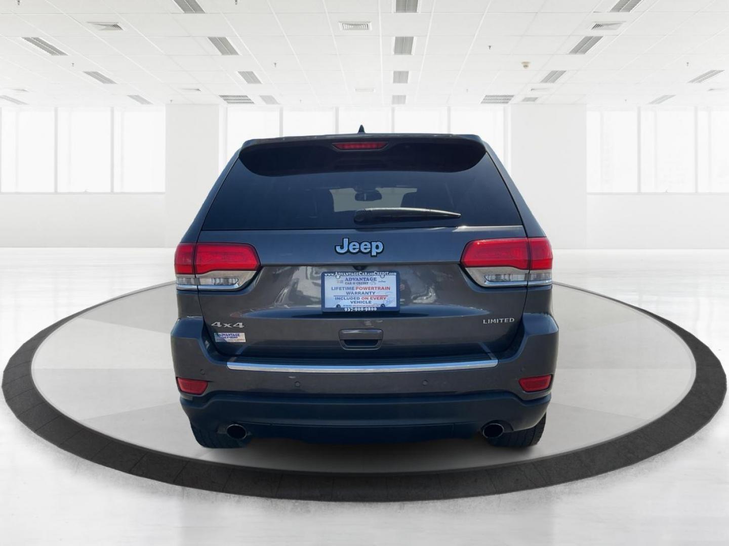 2014 Jeep Grand Cherokee Limited (1C4RJFBG4EC) with an Other engine, located at 1230 East Main St, Xenia, OH, 45385, (937) 908-9800, 39.688026, -83.910172 - 2014 Jeep Grand Cherokee Limited - Photo#3