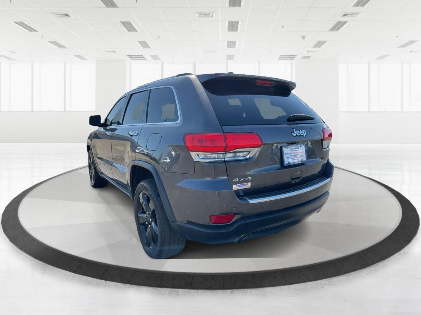2014 Jeep Grand Cherokee Limited (1C4RJFBG4EC) with an Other engine, located at 1230 East Main St, Xenia, OH, 45385, (937) 908-9800, 39.688026, -83.910172 - 2014 Jeep Grand Cherokee Limited - Photo#4