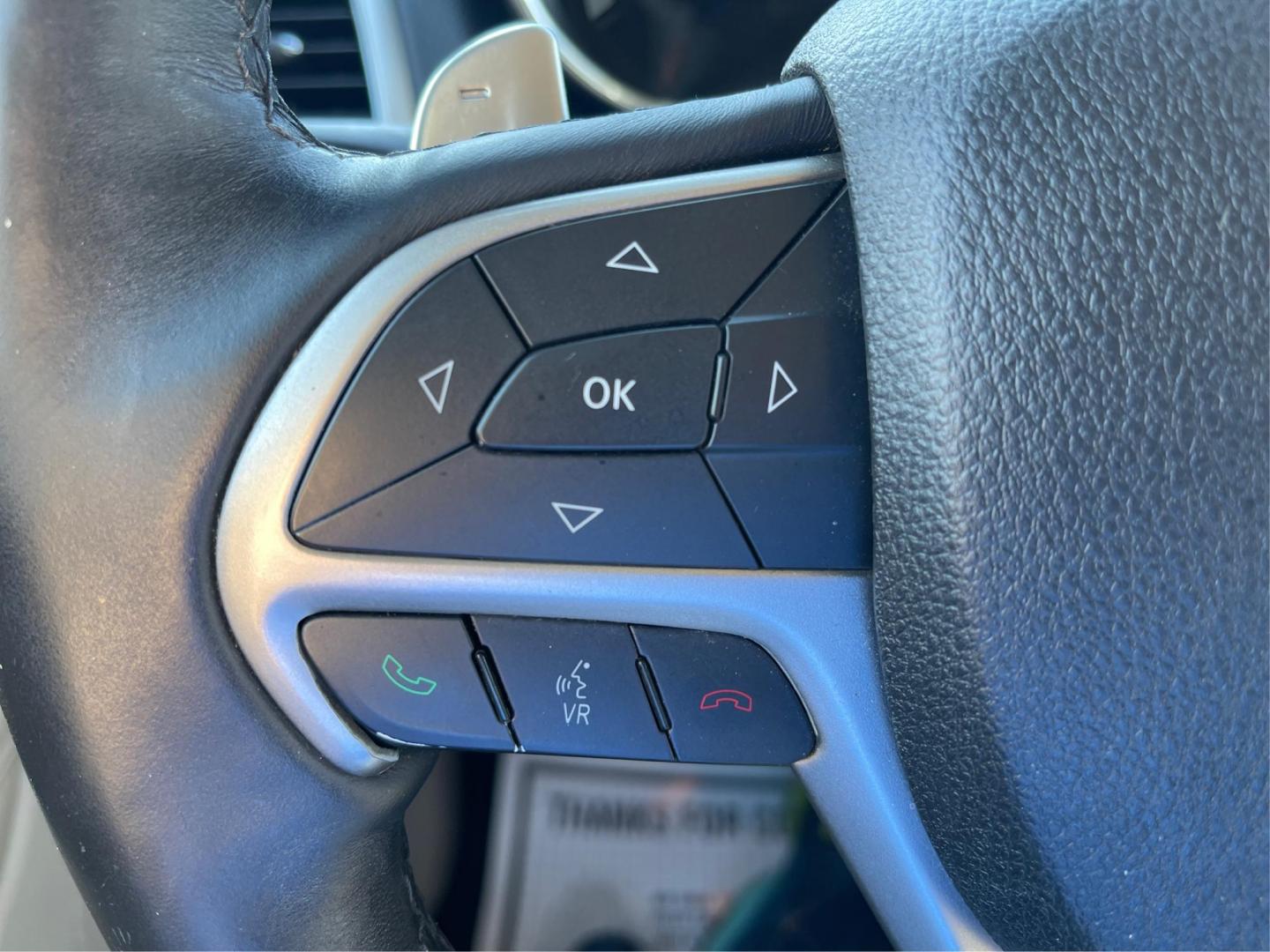 2014 Jeep Grand Cherokee Limited (1C4RJFBG5EC) with an 3.6L V-6 DOHC engine, located at 880 E. National Road, Vandalia, OH, 45377, (937) 908-9800, 39.891918, -84.183594 - 2014 Jeep Grand Cherokee Limited - Photo#15