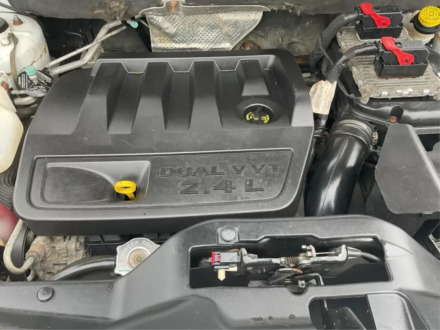 2014 Jeep Patriot Latitude (1C4NJRFB4ED) with an 2.4L I-4 DOHC engine, located at 1230 East Main St, Xenia, OH, 45385, (937) 908-9800, 39.688026, -83.910172 - 2014 Jeep Patriot Latitude - Photo#10