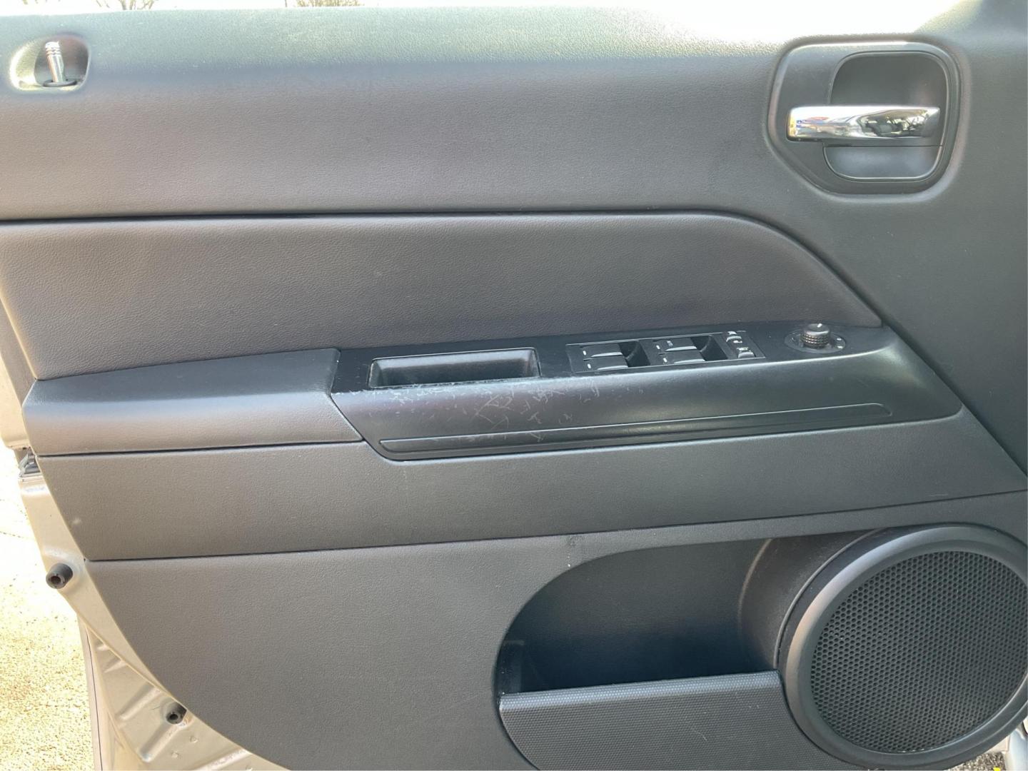 2014 Bright Silver Metallic CC Jeep Patriot Latitude 2WD (1C4NJPFA5ED) with an 2.0L L4 DOHC 16V engine, located at 880 E. National Road, Vandalia, OH, 45377, (937) 908-9800, 39.891918, -84.183594 - 2014 Jeep Patriot Latitude 2WD - Photo#14
