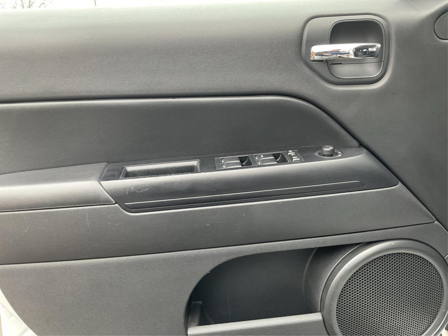 2014 Jeep Patriot Sport (1C4NJRBB0ED) with an Other engine, located at 1099 N County Rd 25A , Troy, OH, 45373, (937) 908-9800, 40.057079, -84.212883 - 2014 Jeep Patriot Sport - Photo#16