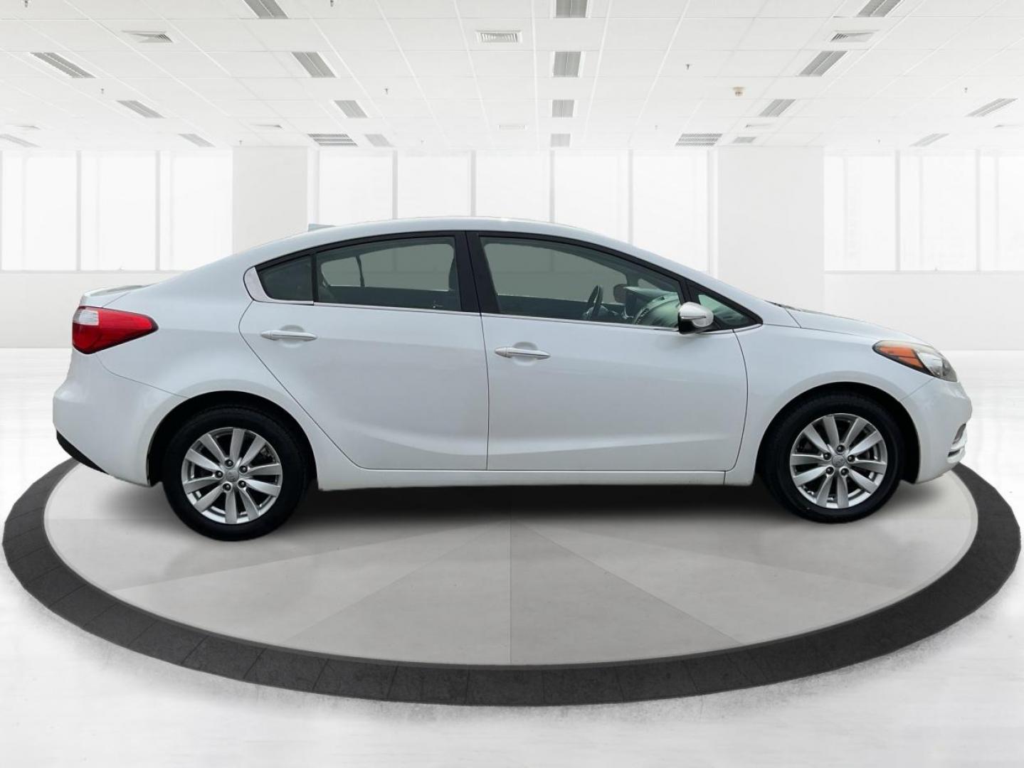 2014 Kia Forte EX (KNAFX4A81E5) with an 2L I-4 gasoline direct injection engine, located at 1099 N County Rd 25A , Troy, OH, 45373, (937) 908-9800, 40.057079, -84.212883 - 2014 Kia Forte EX - Photo#1