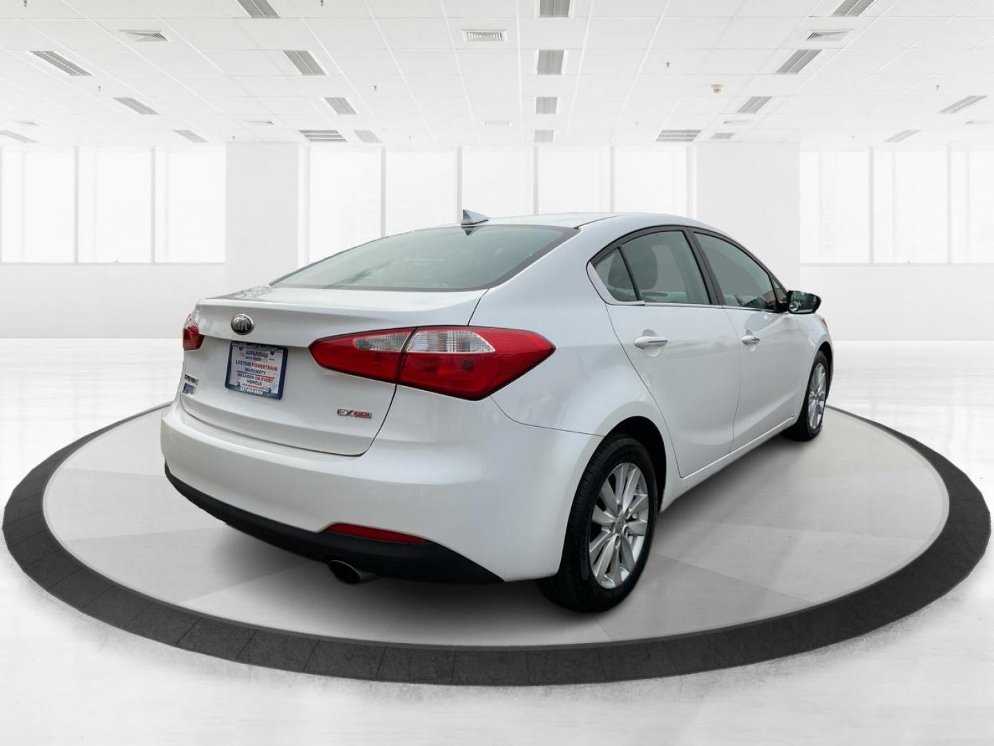 2014 Kia Forte EX (KNAFX4A81E5) with an 2L I-4 gasoline direct injection engine, located at 1099 N County Rd 25A , Troy, OH, 45373, (937) 908-9800, 40.057079, -84.212883 - 2014 Kia Forte EX - Photo#2