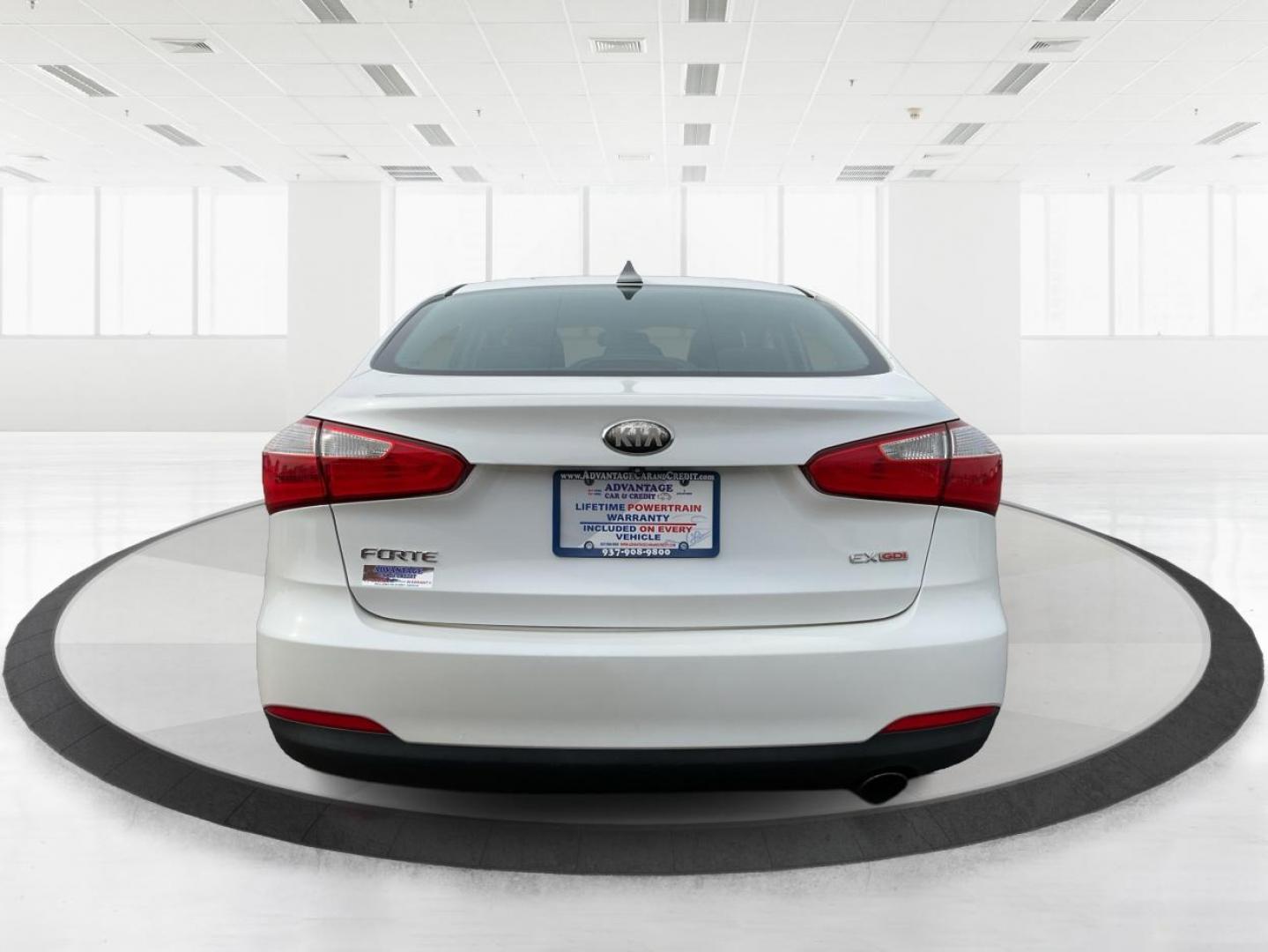 2014 Kia Forte EX (KNAFX4A81E5) with an 2L I-4 gasoline direct injection engine, located at 1099 N County Rd 25A , Troy, OH, 45373, (937) 908-9800, 40.057079, -84.212883 - 2014 Kia Forte EX - Photo#4