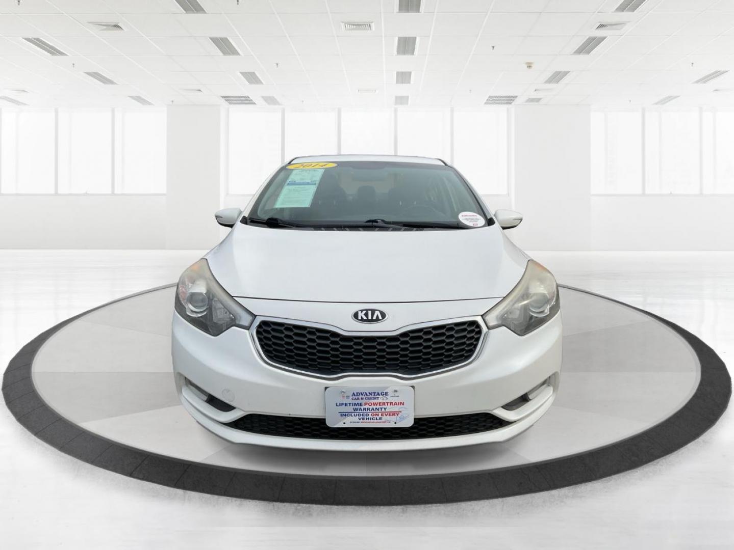 2014 Kia Forte EX (KNAFX4A81E5) with an 2L I-4 gasoline direct injection engine, located at 1099 N County Rd 25A , Troy, OH, 45373, (937) 908-9800, 40.057079, -84.212883 - 2014 Kia Forte EX - Photo#7