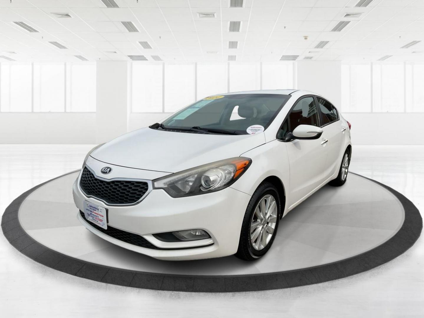 2014 Kia Forte EX (KNAFX4A81E5) with an 2L I-4 gasoline direct injection engine, located at 1099 N County Rd 25A , Troy, OH, 45373, (937) 908-9800, 40.057079, -84.212883 - 2014 Kia Forte EX - Photo#8