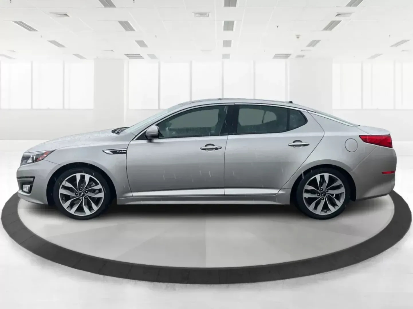2014 Kia Optima SX Turbo (5XXGR4A63EG) with an Theta II 2L I-4 gasoline direct injection engine, located at 1951 S Dayton Lakeview Rd., New Carlisle, OH, 45344, (937) 908-9800, 39.890999, -84.050255 - 2014 Kia Optima SX Turbo - Photo#4