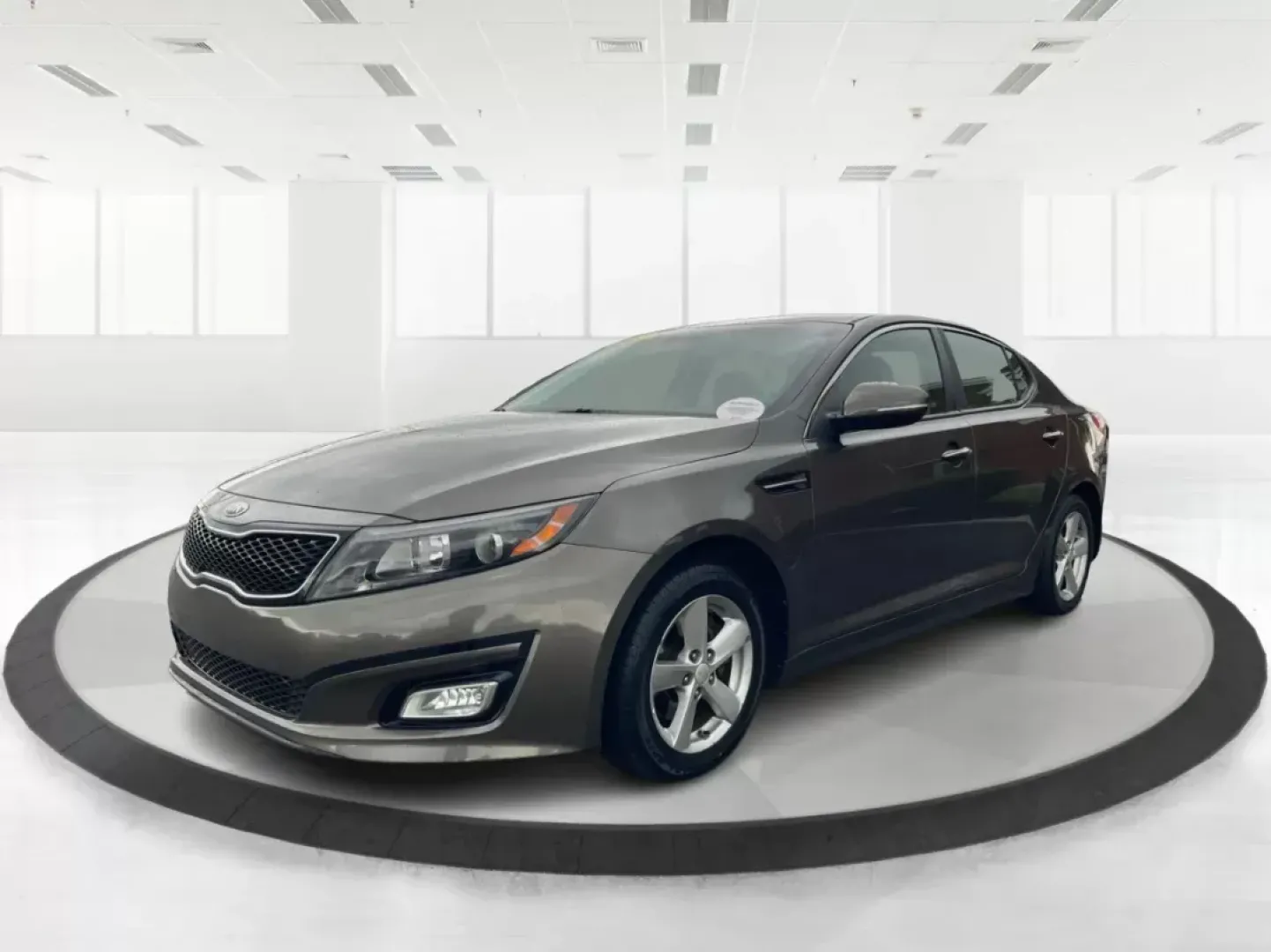 2014 Kia Optima LX (5XXGM4A77EG) with an Theta II 2.4L I-4 gasoline direct injection engine, located at 401 Woodman Dr, Riverside, OH, 45431, (937) 908-9800, 39.760899, -84.123421 - 2014 Kia Optima LX - Photo#7
