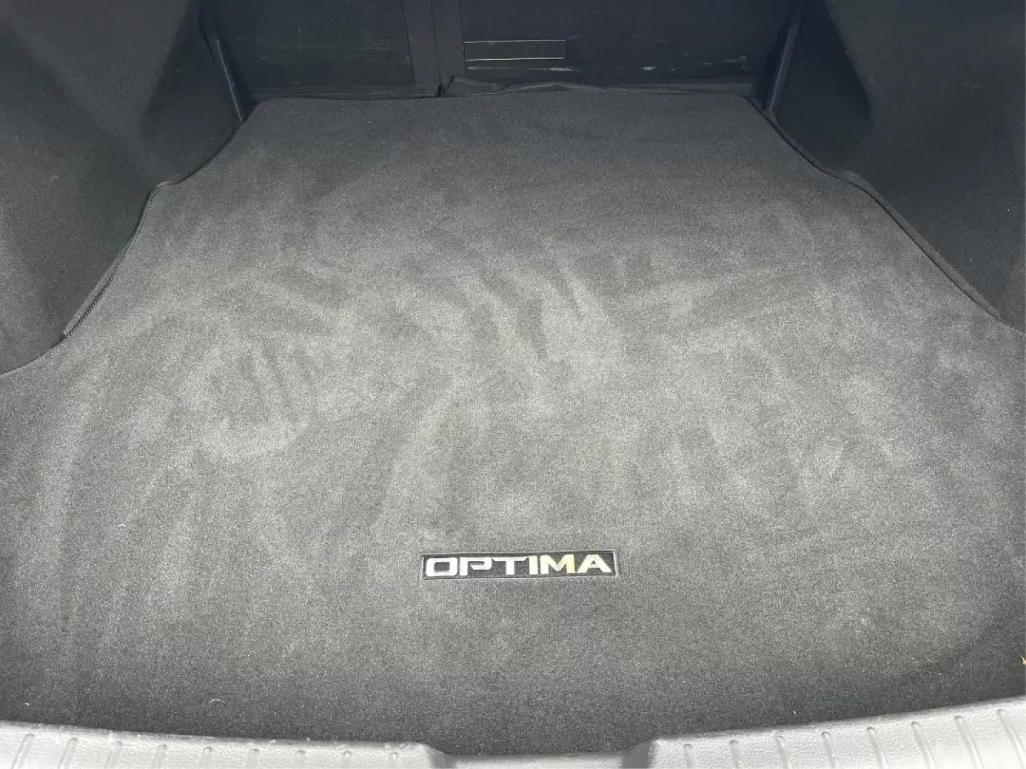 2014 Kia Optima LX (5XXGM4A77EG) with an Theta II 2.4L I-4 gasoline direct injection engine, located at 401 Woodman Dr, Riverside, OH, 45431, (937) 908-9800, 39.760899, -84.123421 - 2014 Kia Optima LX - Photo#11