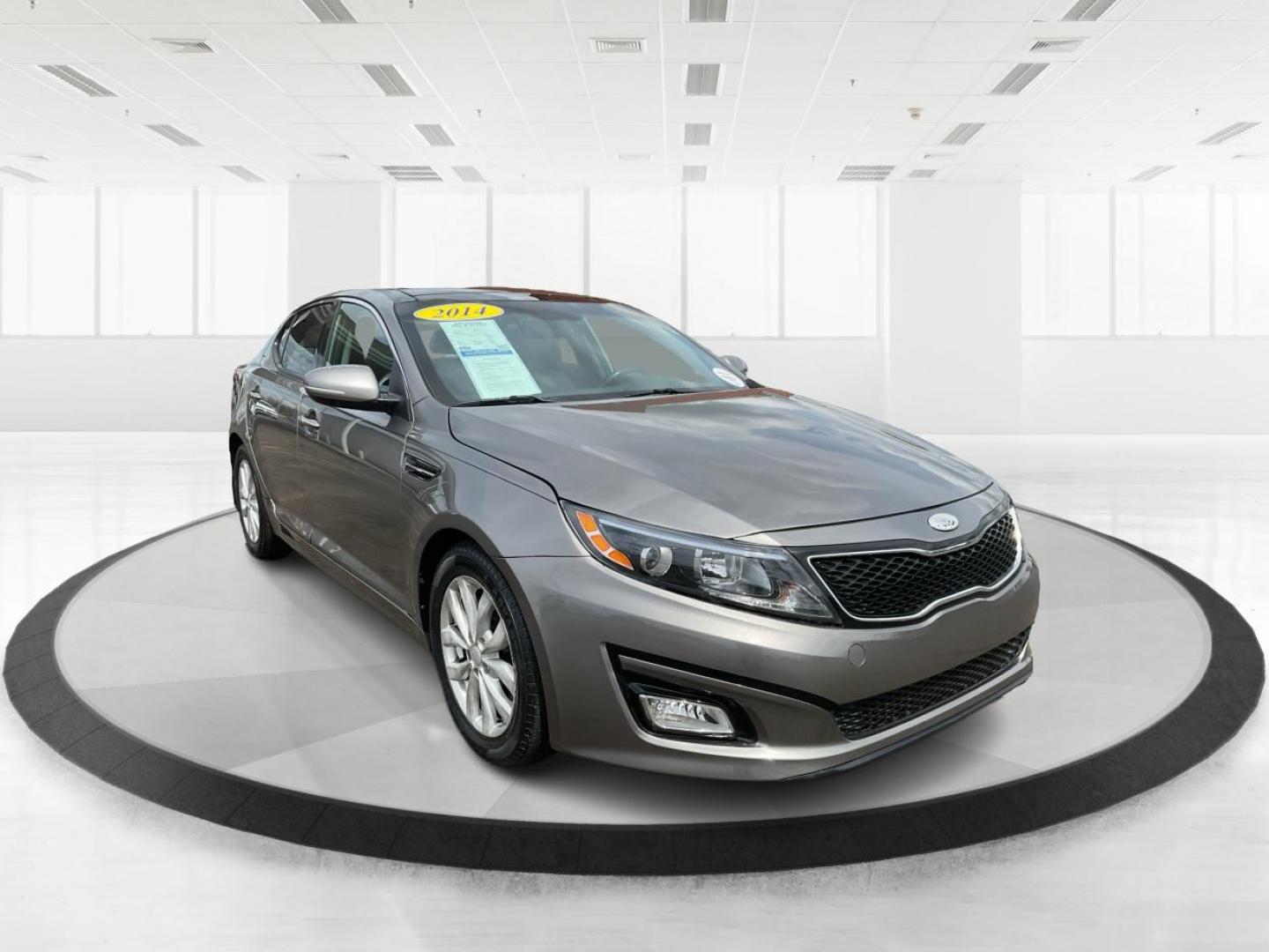 2014 Kia Optima EX (5XXGN4A76EG) with an Theta II 2.4L I-4 gasoline direct injection engine, located at 1184 Kauffman Ave, Fairborn, OH, 45324, (937) 908-9800, 39.807072, -84.030914 - 2014 Kia Optima EX - Photo#0