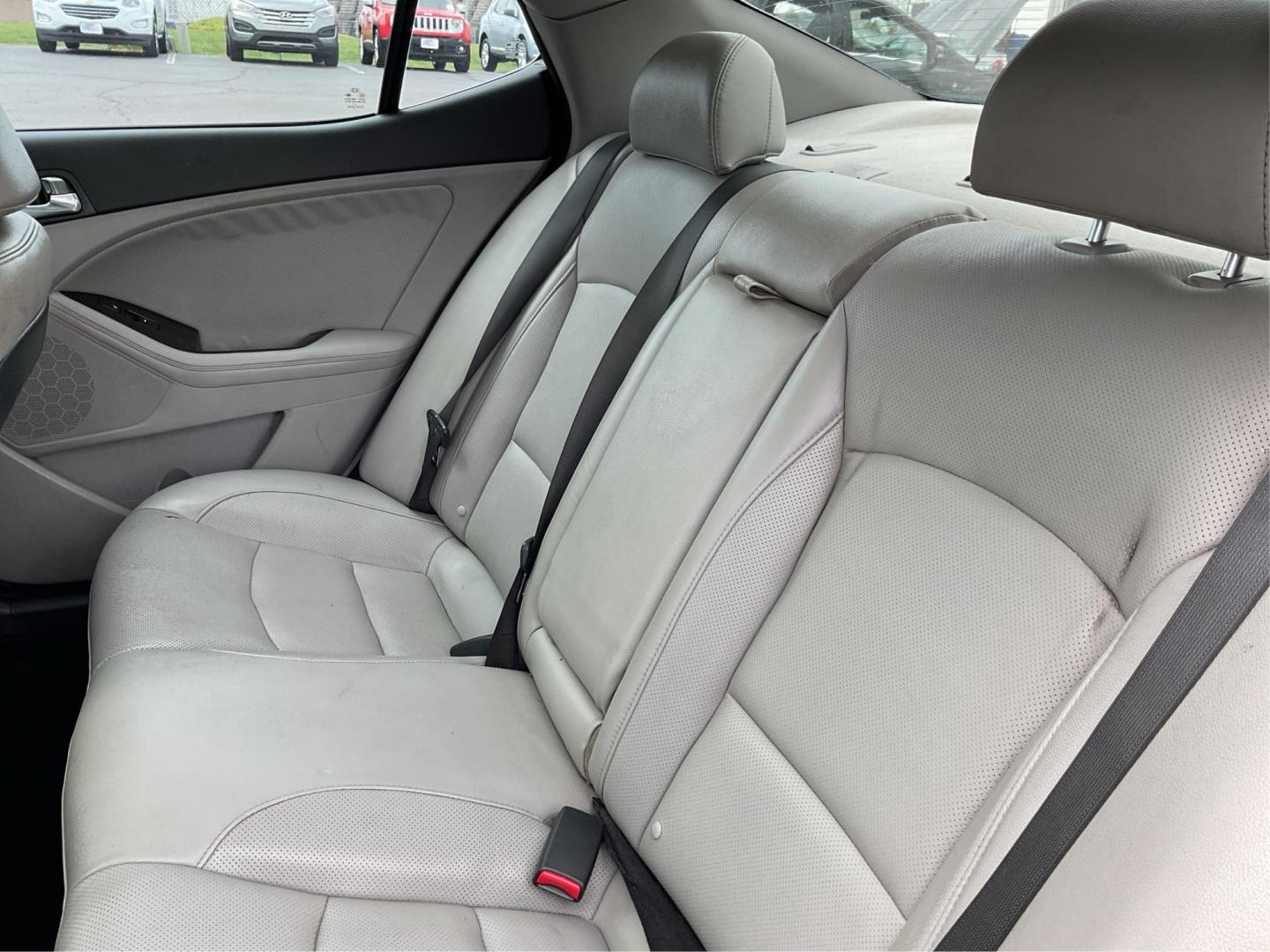 2014 Kia Optima EX (5XXGN4A76EG) with an Theta II 2.4L I-4 gasoline direct injection engine, located at 1184 Kauffman Ave, Fairborn, OH, 45324, (937) 908-9800, 39.807072, -84.030914 - 2014 Kia Optima EX - Photo#9