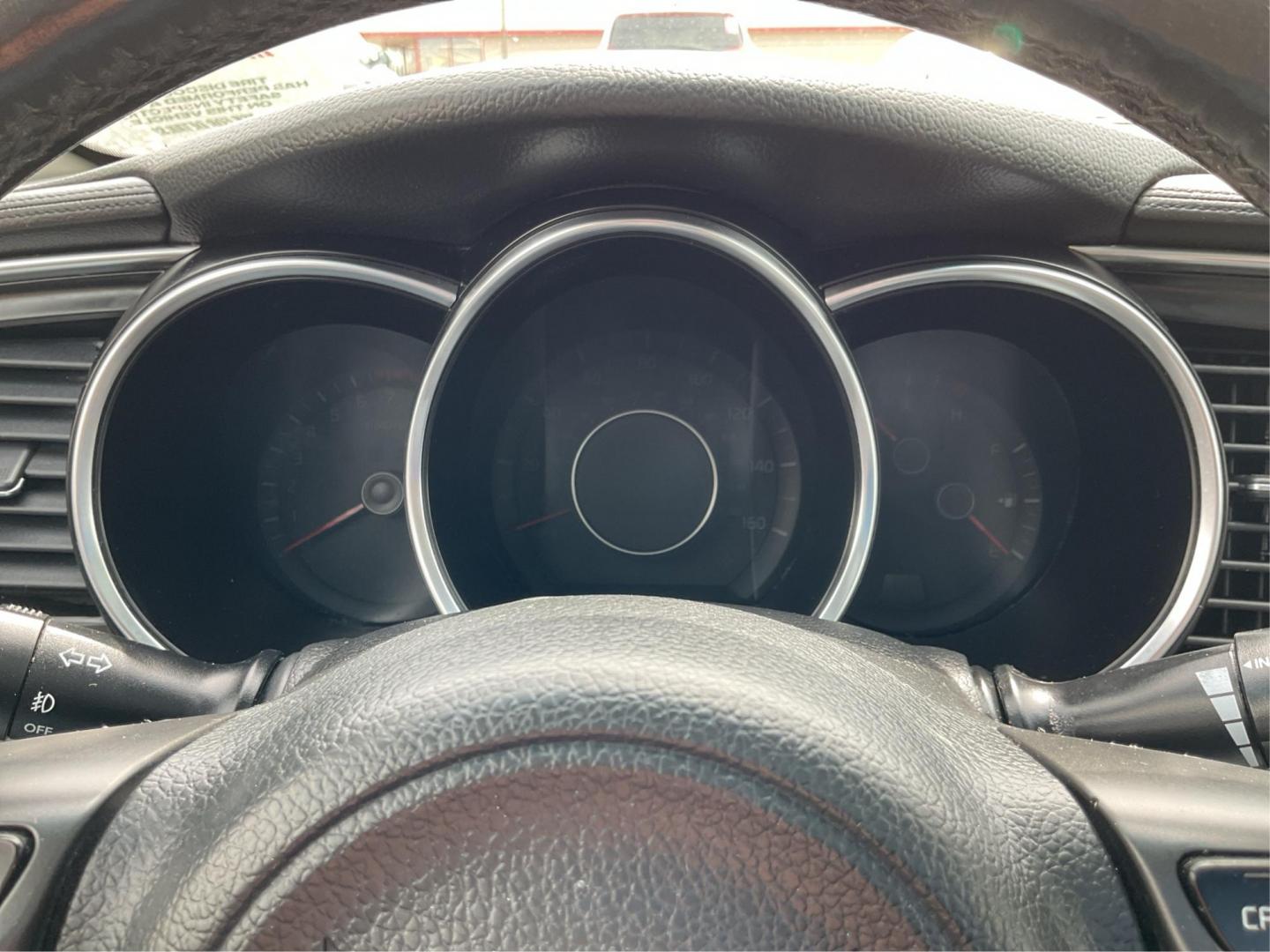 2014 Kia Optima EX (5XXGN4A76EG) with an Theta II 2.4L I-4 gasoline direct injection engine, located at 1184 Kauffman Ave, Fairborn, OH, 45324, (937) 908-9800, 39.807072, -84.030914 - 2014 Kia Optima EX - Photo#13