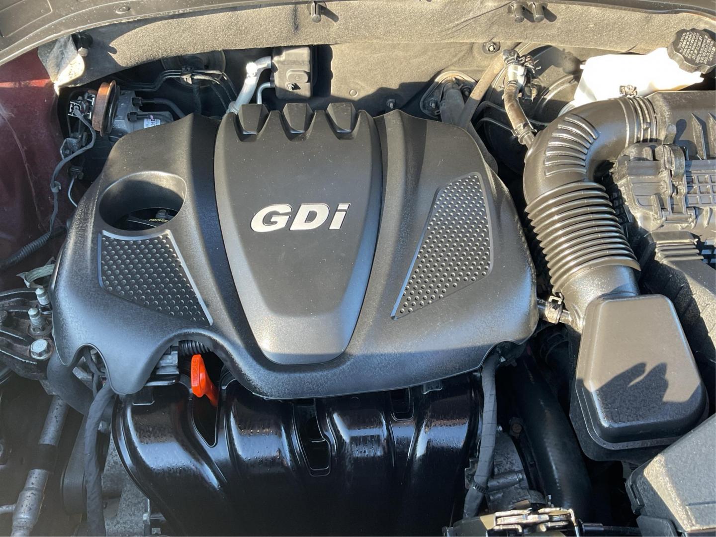 2014 Kia Sorento LX 2WD (5XYKT3A63EG) with an 2.4L L4 DOHC 16V engine, 6-Speed Automatic transmission, located at 1951 S Dayton Lakeview Rd., New Carlisle, OH, 45344, (937) 908-9800, 39.890999, -84.050255 - 2014 Kia Sorento LX 2WD - Photo#10