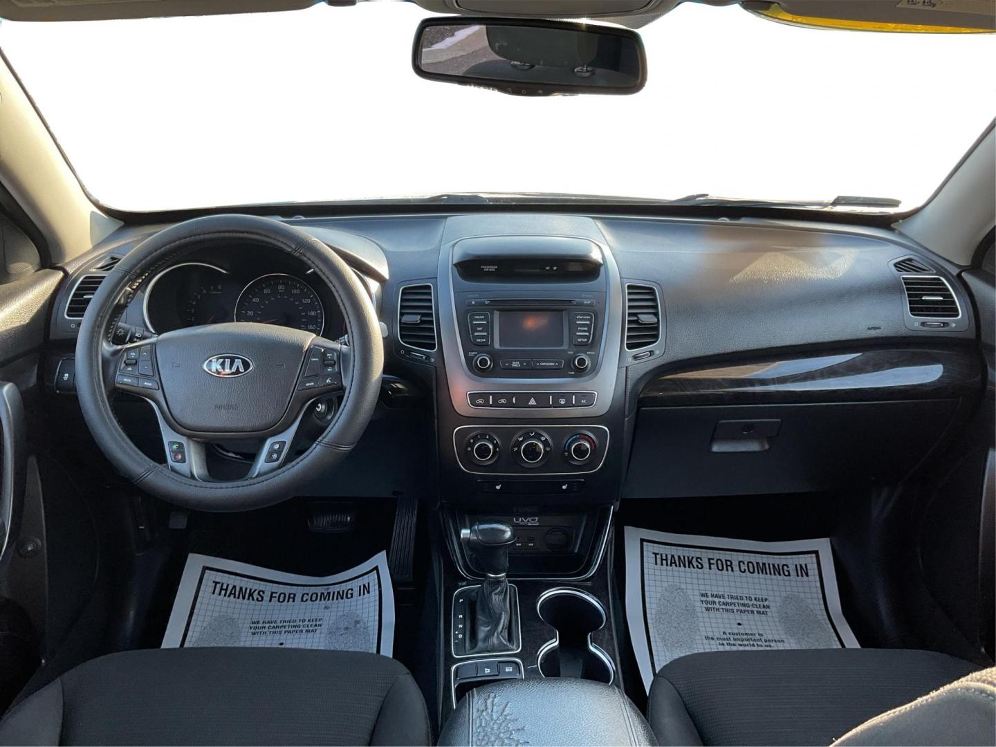 2014 Kia Sorento LX 2WD (5XYKT3A63EG) with an 2.4L L4 DOHC 16V engine, 6-Speed Automatic transmission, located at 1951 S Dayton Lakeview Rd., New Carlisle, OH, 45344, (937) 908-9800, 39.890999, -84.050255 - 2014 Kia Sorento LX 2WD - Photo#18