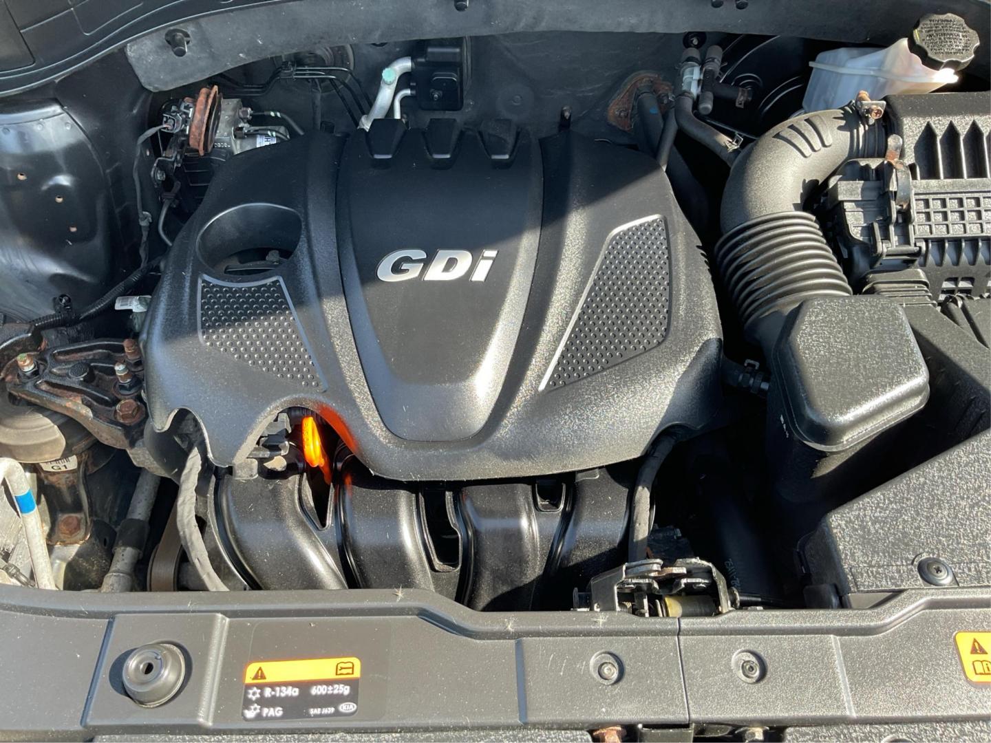 2014 Kia Sorento LX (5XYKT3A69EG) with an 2.4L I-4 gasoline direct injection engine, located at 1951 S Dayton Lakeview Rd., New Carlisle, OH, 45344, (937) 908-9800, 39.890999, -84.050255 - 2014 Kia Sorento LX - Photo#10