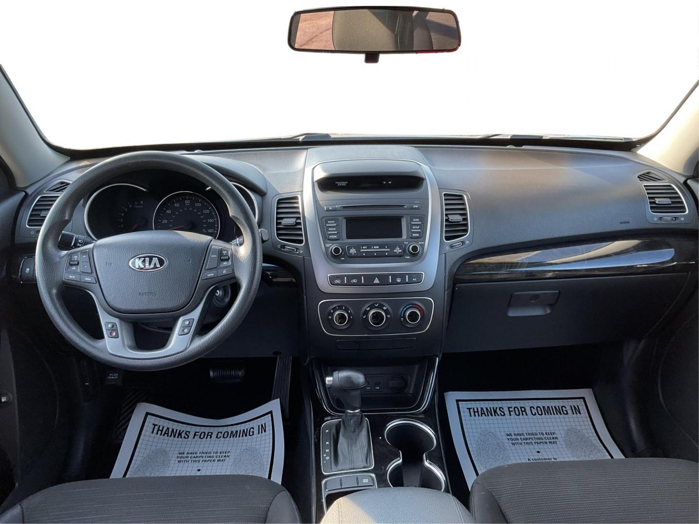 2014 Kia Sorento LX 2WD (5XYKT3A64EG) with an 2.4L L4 DOHC 16V engine, 6-Speed Automatic transmission, located at 1099 N County Rd 25A , Troy, OH, 45373, (937) 908-9800, 40.057079, -84.212883 - 2014 Kia Sorento LX 2WD - Photo#19