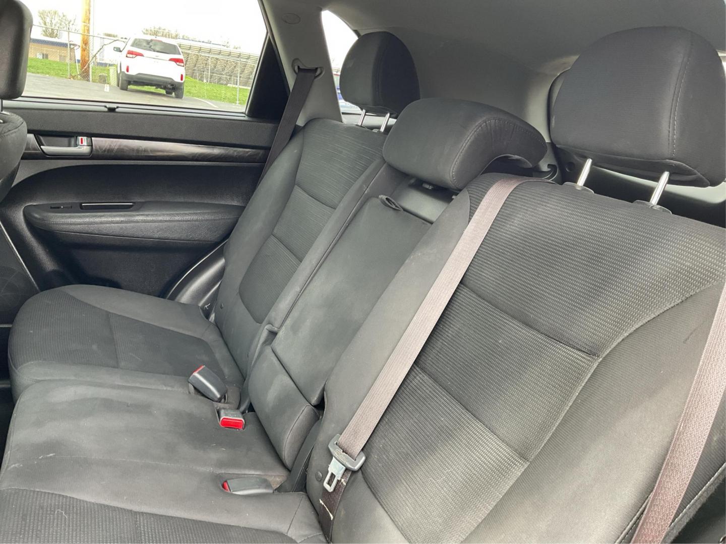 2014 Kia Sorento LX (5XYKT3A66EG) with an 2.4L I-4 gasoline direct injection engine, located at 880 E. National Road, Vandalia, OH, 45377, (937) 908-9800, 39.891918, -84.183594 - 2014 Kia Sorento LX - Photo#9