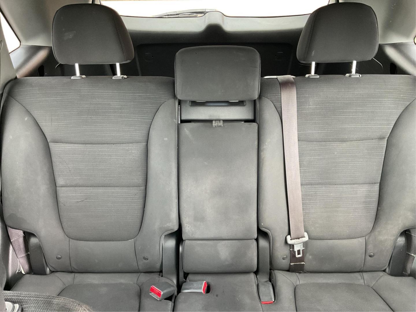 2014 Kia Sorento LX (5XYKT3A66EG) with an 2.4L I-4 gasoline direct injection engine, located at 880 E. National Road, Vandalia, OH, 45377, (937) 908-9800, 39.891918, -84.183594 - 2014 Kia Sorento LX - Photo#13
