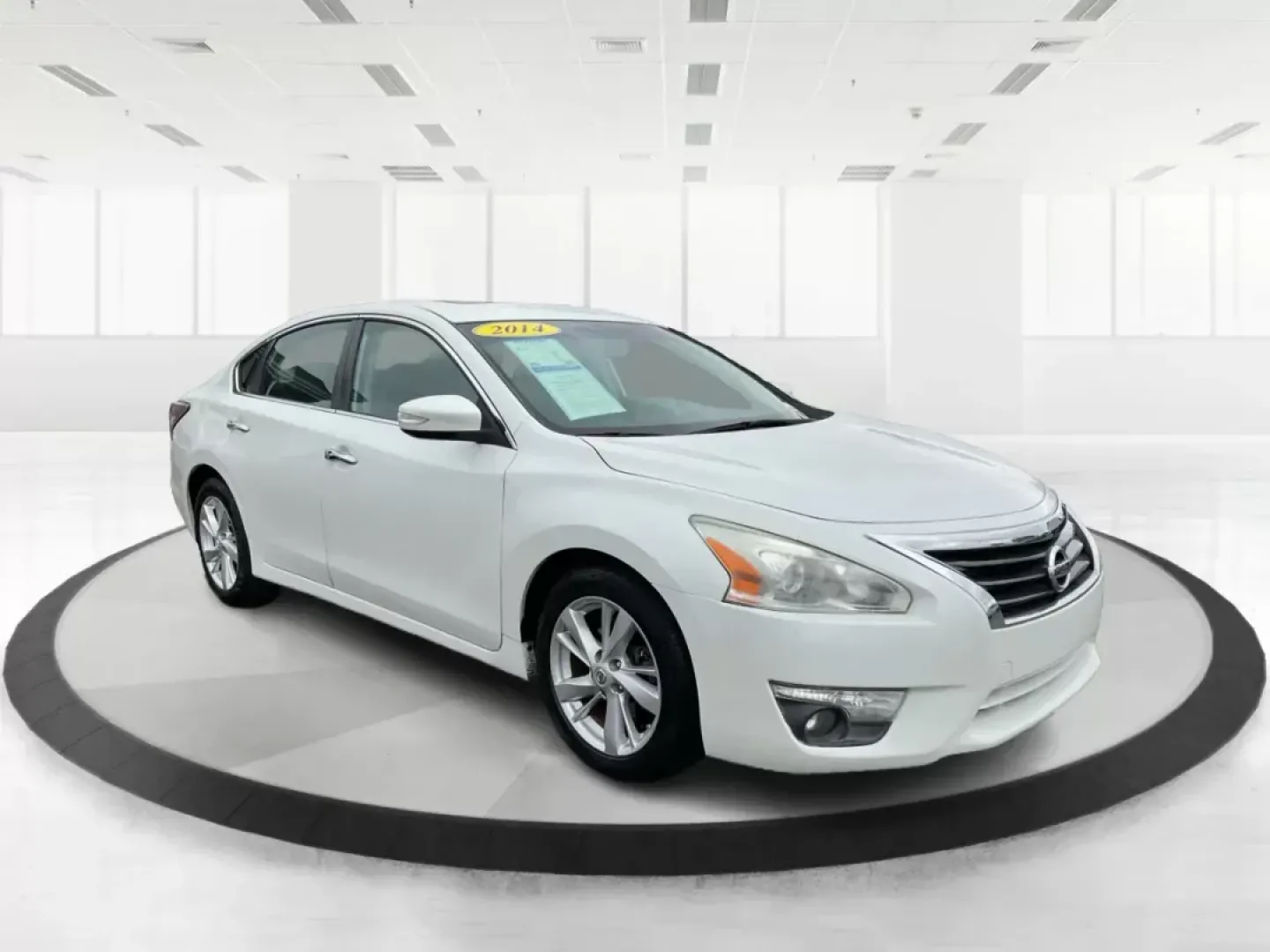 2014 Nissan Altima 2.5 SV (1N4AL3AP8EC) with an 2.5L I-4 DOHC engine, located at 880 E. National Road, Vandalia, OH, 45377, (937) 908-9800, 39.891918, -84.183594 - 2014 Nissan Altima 2.5 SV - Photo#0