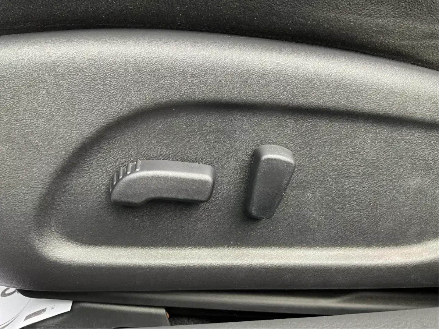 2014 Nissan Altima 2.5 SV (1N4AL3AP8EC) with an 2.5L I-4 DOHC engine, located at 880 E. National Road, Vandalia, OH, 45377, (937) 908-9800, 39.891918, -84.183594 - 2014 Nissan Altima 2.5 SV - Photo#16