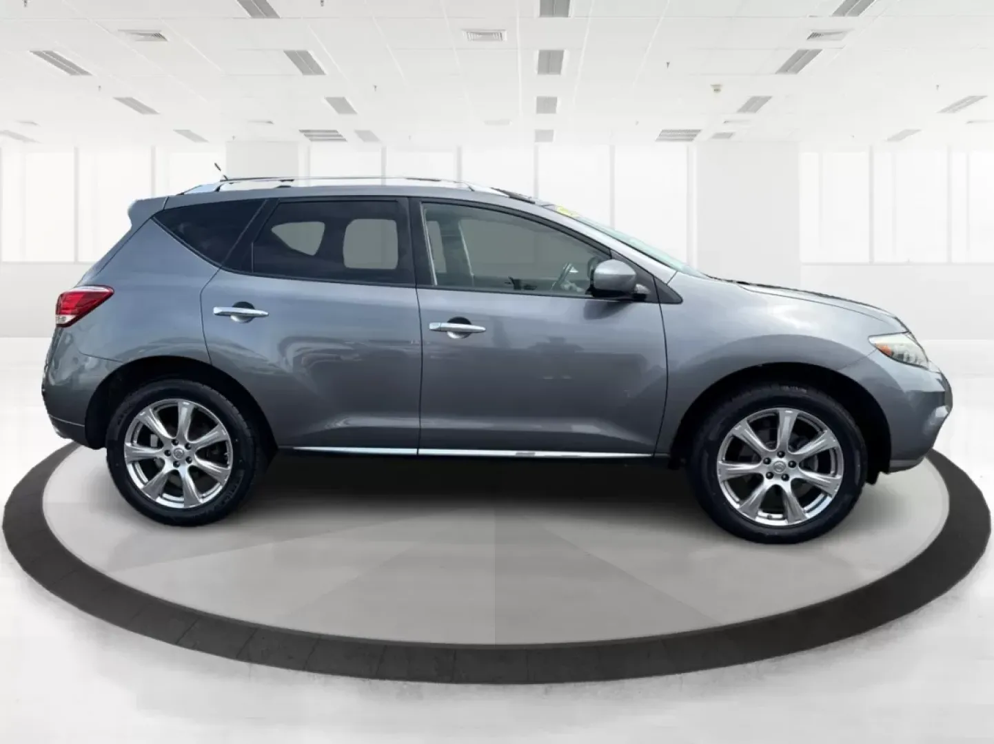 2014 Nissan Murano LE (JN8AZ1MW3EW) with an 3.5L V-6 DOHC engine, located at 1099 N County Rd 25A , Troy, OH, 45373, (937) 908-9800, 40.057079, -84.212883 - **Discover Your Next Adventure in Comfort and Style with the 2014 Nissan Murano LE at Advantage Car and Credit - Troy!**<br /> <br /> Are you in search of a versatile vehicle that can seamlessly transition from daily commutes to weekend adventures? Look no further! The 2014 Nissan Murano LE is desig - Photo#1