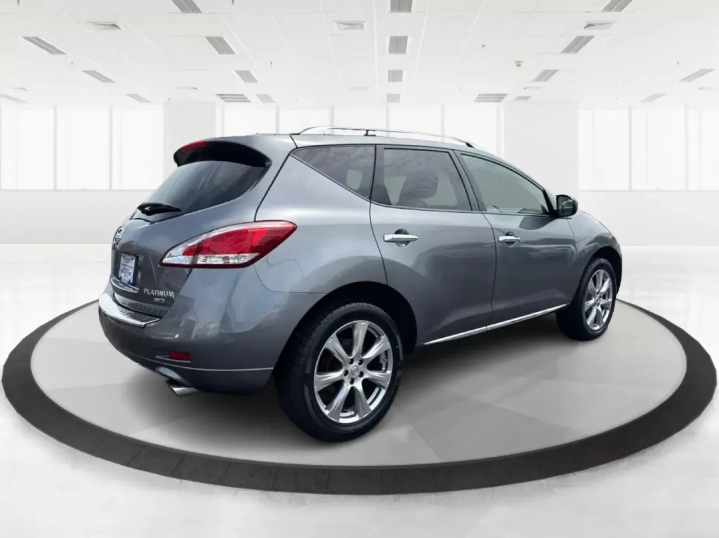 2014 Nissan Murano LE (JN8AZ1MW3EW) with an 3.5L V-6 DOHC engine, located at 1099 N County Rd 25A , Troy, OH, 45373, (937) 908-9800, 40.057079, -84.212883 - **Discover Your Next Adventure in Comfort and Style with the 2014 Nissan Murano LE at Advantage Car and Credit - Troy!**<br /> <br /> Are you in search of a versatile vehicle that can seamlessly transition from daily commutes to weekend adventures? Look no further! The 2014 Nissan Murano LE is desig - Photo#2