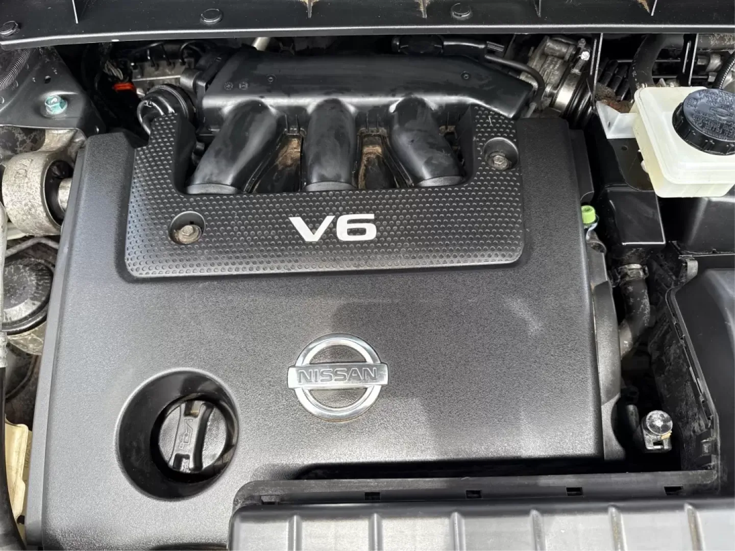 2014 Nissan Murano LE (JN8AZ1MW3EW) with an 3.5L V-6 DOHC engine, located at 1099 N County Rd 25A , Troy, OH, 45373, (937) 908-9800, 40.057079, -84.212883 - **Discover Your Next Adventure in Comfort and Style with the 2014 Nissan Murano LE at Advantage Car and Credit - Troy!**<br /> <br /> Are you in search of a versatile vehicle that can seamlessly transition from daily commutes to weekend adventures? Look no further! The 2014 Nissan Murano LE is desig - Photo#11