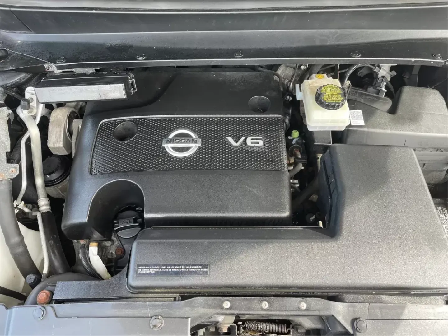 2014 Nissan Pathfinder Platinum (5N1AR2MM6EC) with an 3.5L V-6 DOHC engine, located at 880 E. National Road, Vandalia, OH, 45377, (937) 908-9800, 39.891918, -84.183594 - Third Row - Photo#10