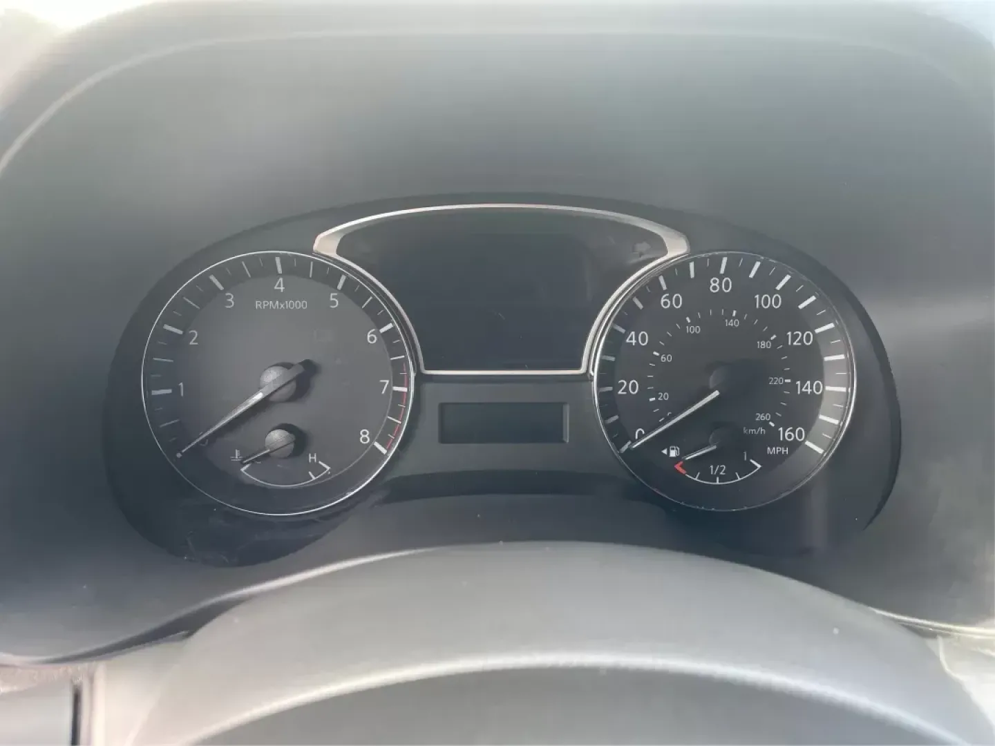 2014 Nissan Pathfinder Platinum (5N1AR2MM6EC) with an 3.5L V-6 DOHC engine, located at 880 E. National Road, Vandalia, OH, 45377, (937) 908-9800, 39.891918, -84.183594 - Third Row - Photo#14