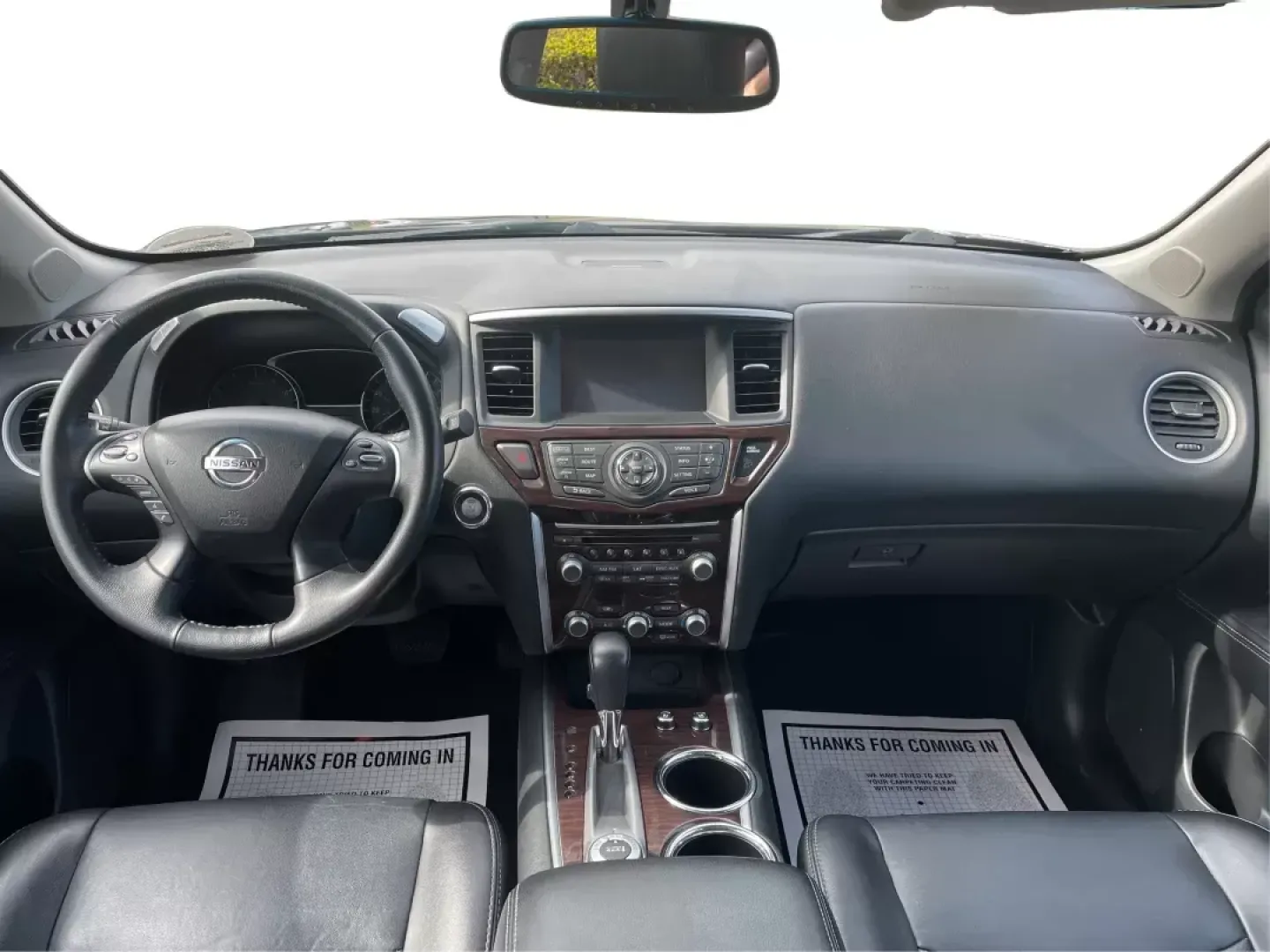 2014 Nissan Pathfinder Platinum (5N1AR2MM6EC) with an 3.5L V-6 DOHC engine, located at 880 E. National Road, Vandalia, OH, 45377, (937) 908-9800, 39.891918, -84.183594 - Third Row - Photo#20