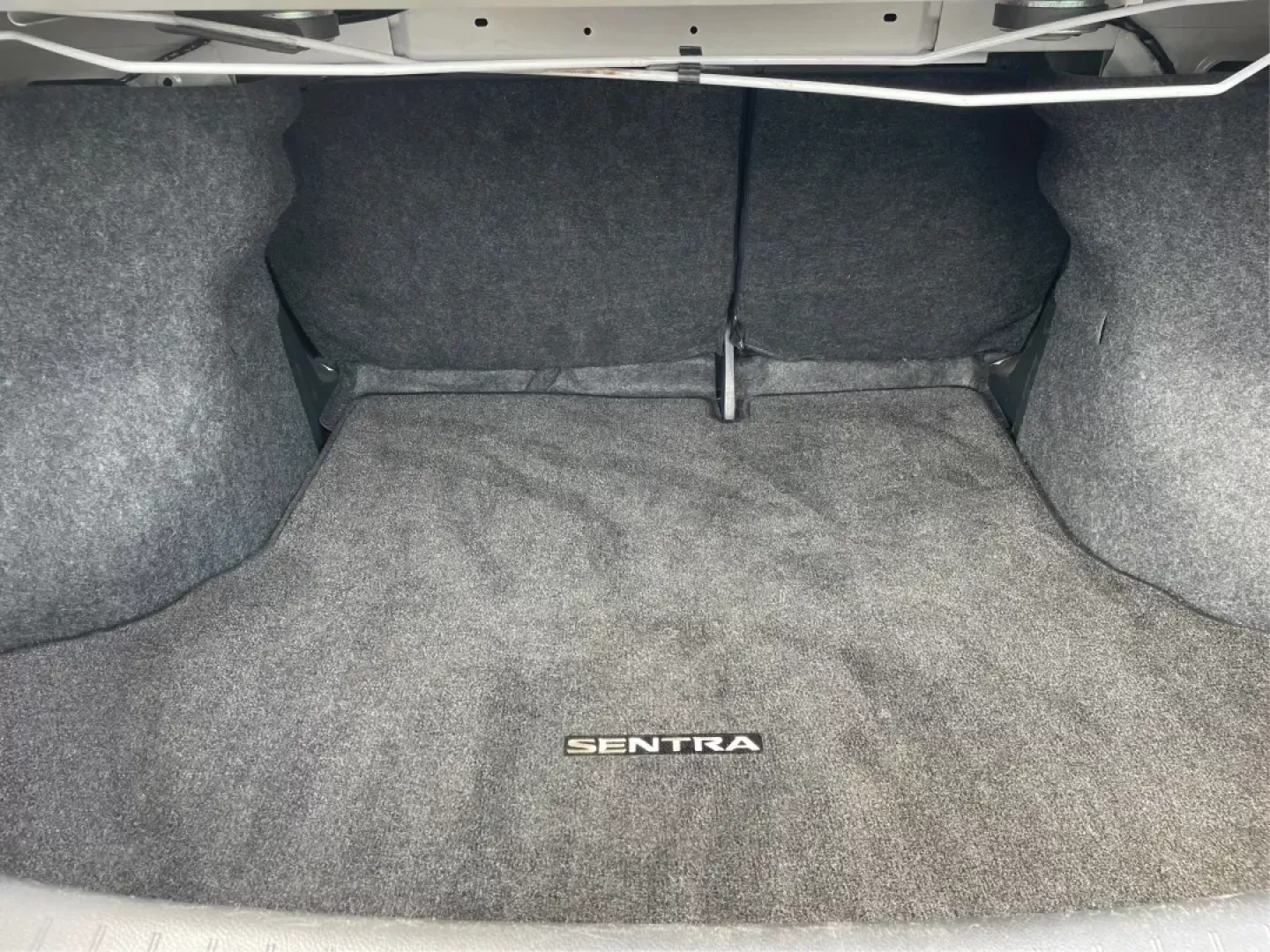 2014 Nissan Sentra S (3N1AB7AP8EL) with an 1.8L I-4 DOHC engine, located at 1951 S Dayton Lakeview Rd., New Carlisle, OH, 45344, (937) 908-9800, 39.890999, -84.050255 - 2014 Nissan Sentra S - Photo#11