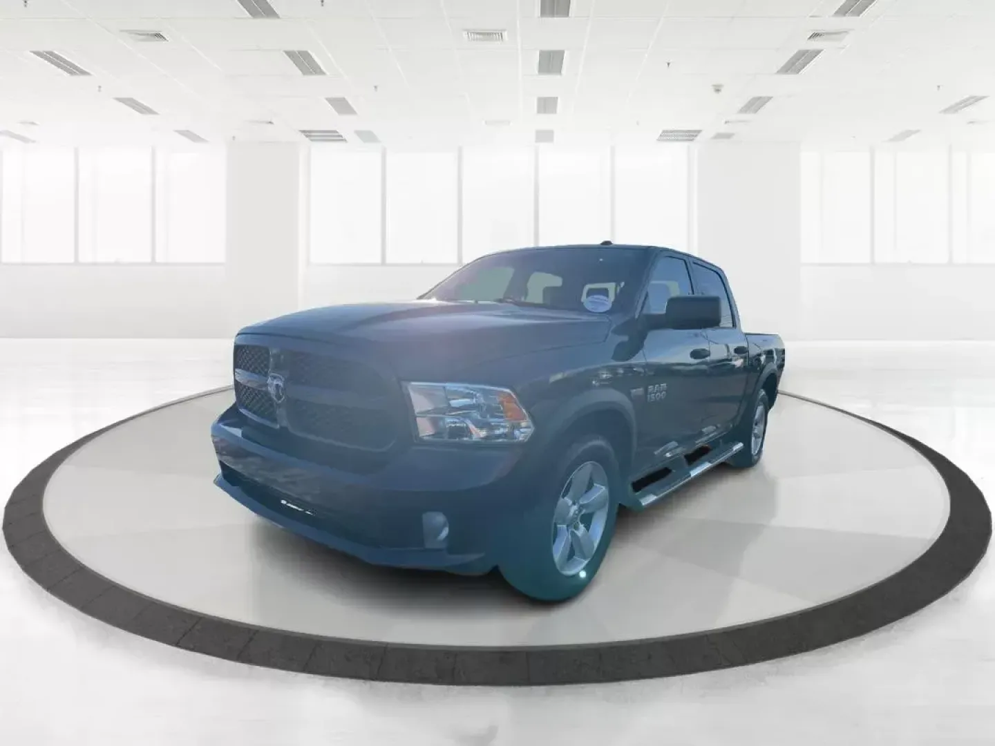 2014 Ram 1500 Tradesman Crew Cab SWB 4WD (3C6RR7KT8EG) with an 5.7L V8 OHV 16V engine, 8-Speed Automatic transmission, located at 1184 Kauffman Ave, Fairborn, OH, 45324, (937) 908-9800, 39.807072, -84.030914 - **Unleash Your Adventurous Spirit with This 2014 Ram 1500 Tradesman Crew Cab in Fairborn, OH!** <br /> <br /> Are you ready to elevate your weekend getaways or daily commutes? This 2014 Ram 1500 Tradesman Crew Cab, available at Advantage Car and Credit, is the perfect companion for anyone seeking a - Photo#7