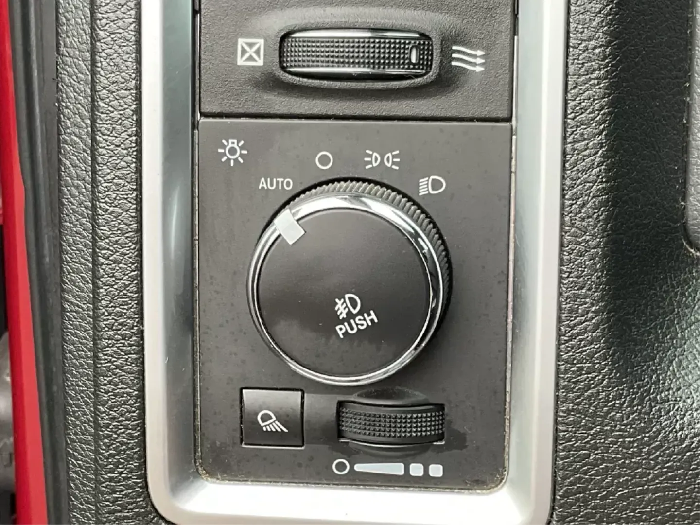 2014 Ram 1500 Lone Star (1C6RR7LT9ES) with an Other engine, located at 1230 East Main St, Xenia, OH, 45385, (937) 908-9800, 39.688026, -83.910172 - ### Discover Your Ultimate Companion for Work and Play: 2014 Ram 1500 Lone Star<br /> <br /> Are you in search of a reliable and stylish truck that can handle both weekday commutes and weekend adventures? Look no further! The 2014 Ram 1500 Lone Star is the perfect blend of capability and comfort, de - Photo#15